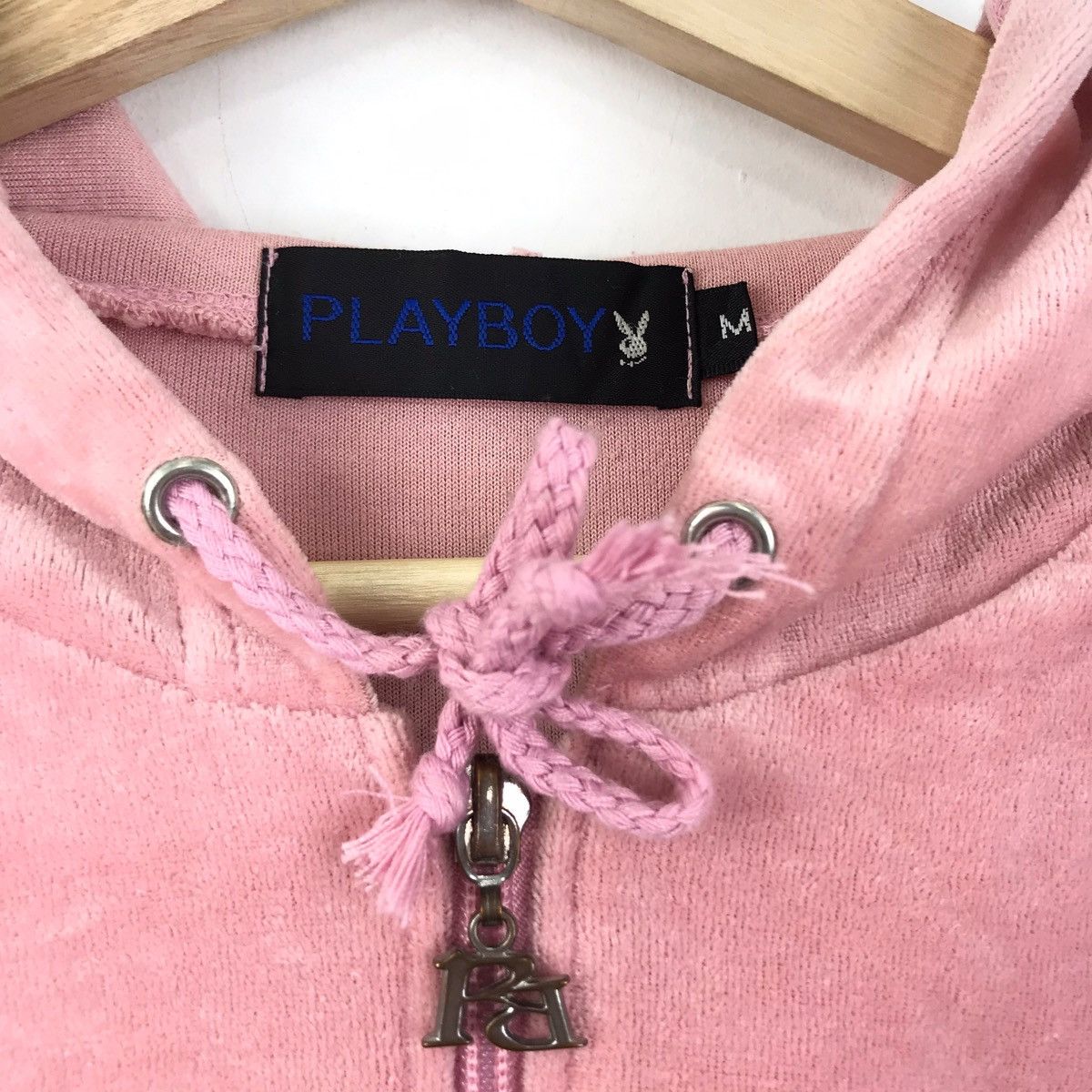 Playboy PLAYBOY BUNNY Japanese Brand Big Logo Pink Hoodie Size US M / EU 48-50 / 2 - 4 Thumbnail