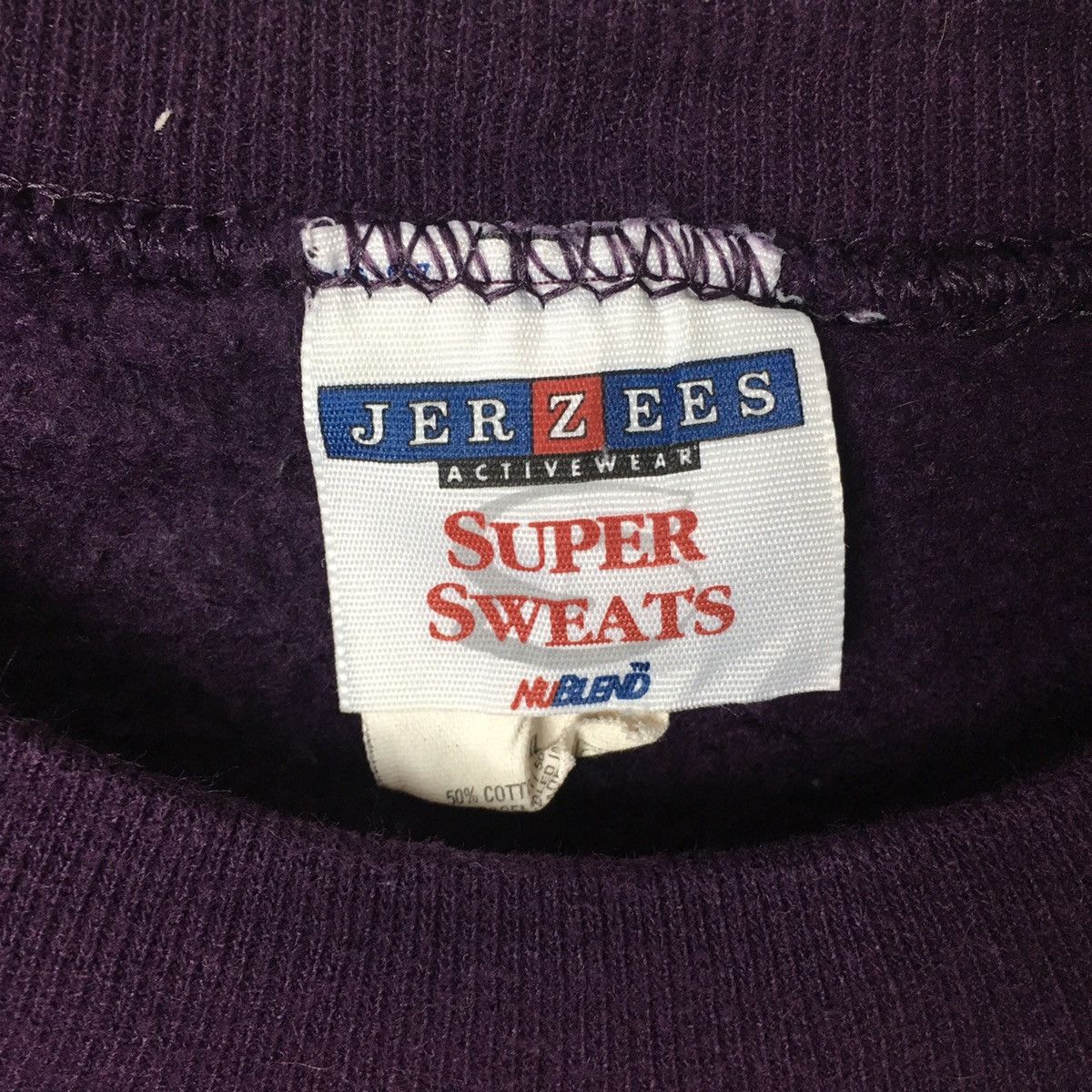 Vintage Vintage 90s WISCONSIN USA WinterMemorabilia PurpleSweatshirt Size US XL / EU 56 / 4 - 3 Thumbnail