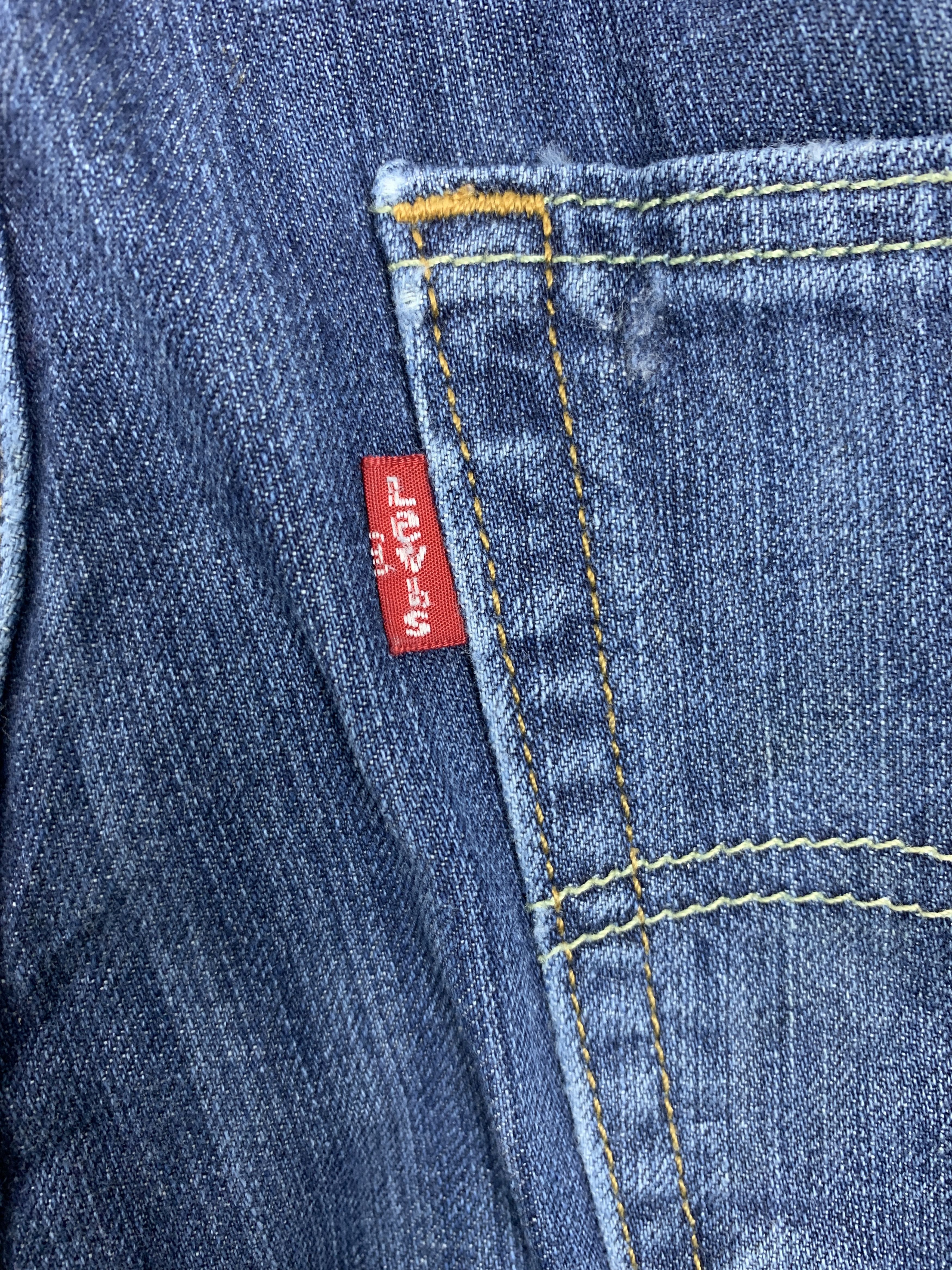 Levi's Vintage Levis 514 Straight Cut Faded Blue Jeans Size US 31 - 11 Thumbnail