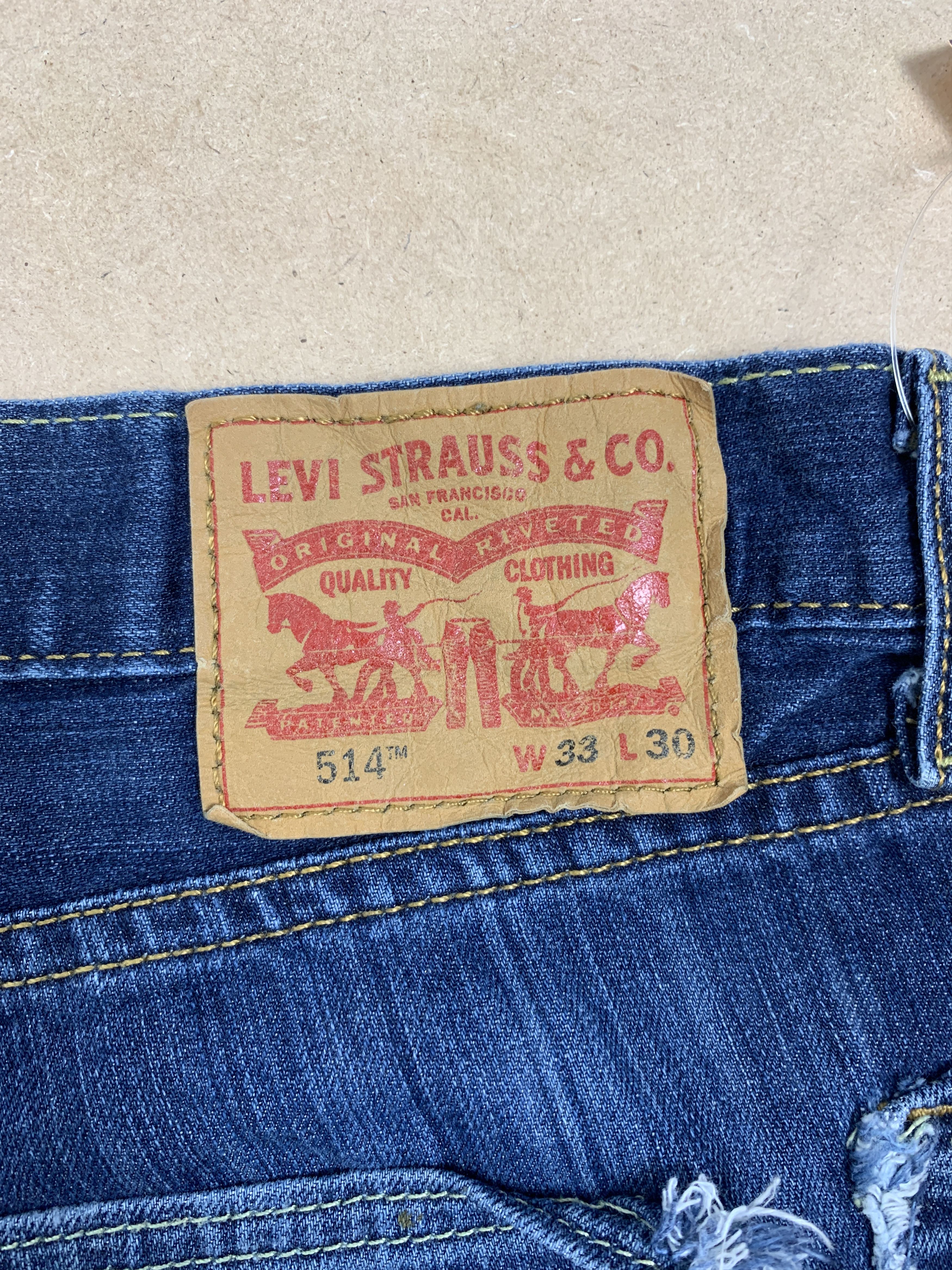 Levi's Vintage Levis 514 Straight Cut Faded Blue Jeans Size US 31 - 10 Thumbnail