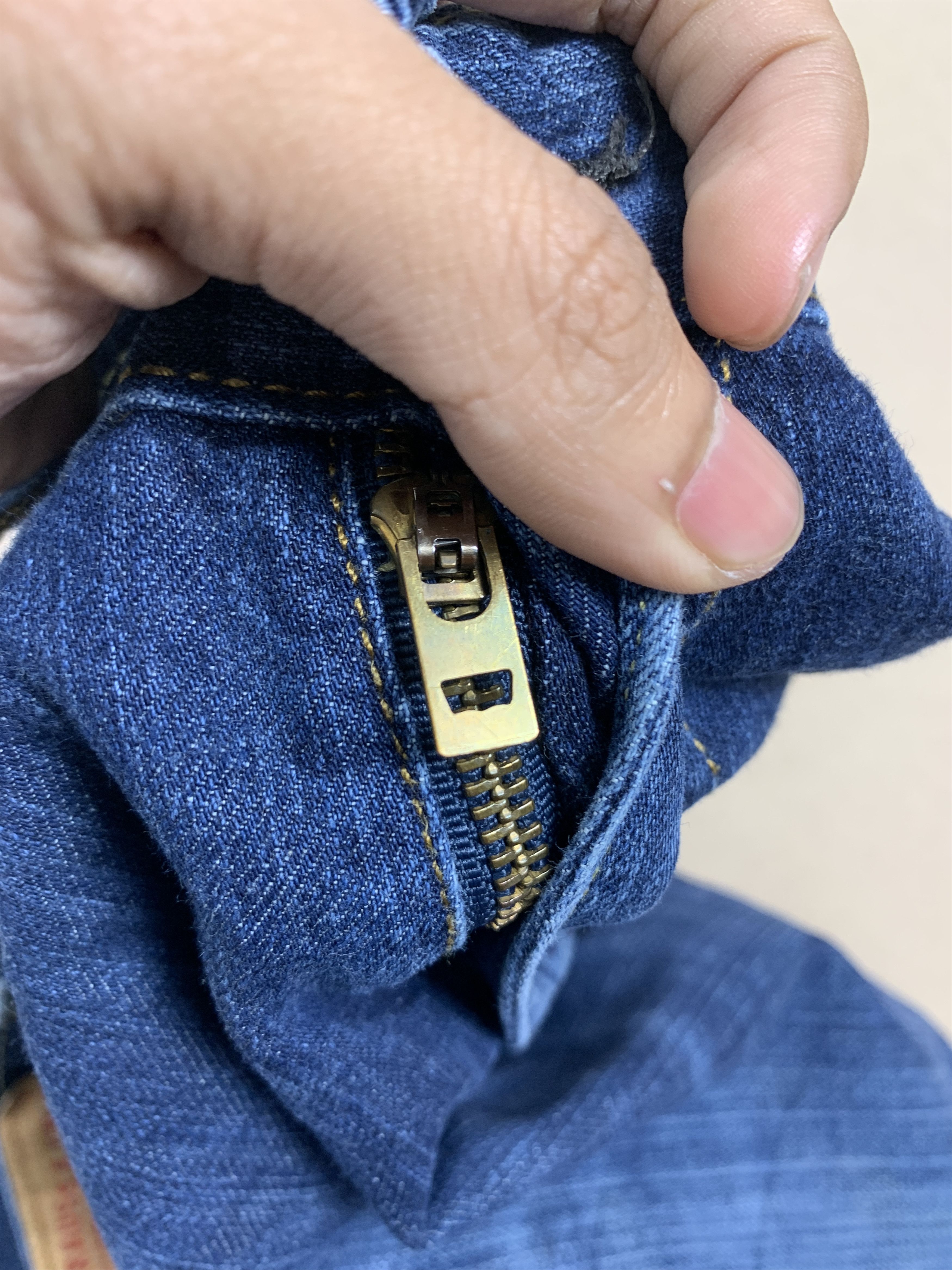 Levi's Vintage Levis 514 Straight Cut Faded Blue Jeans Size US 31 - 22 Thumbnail