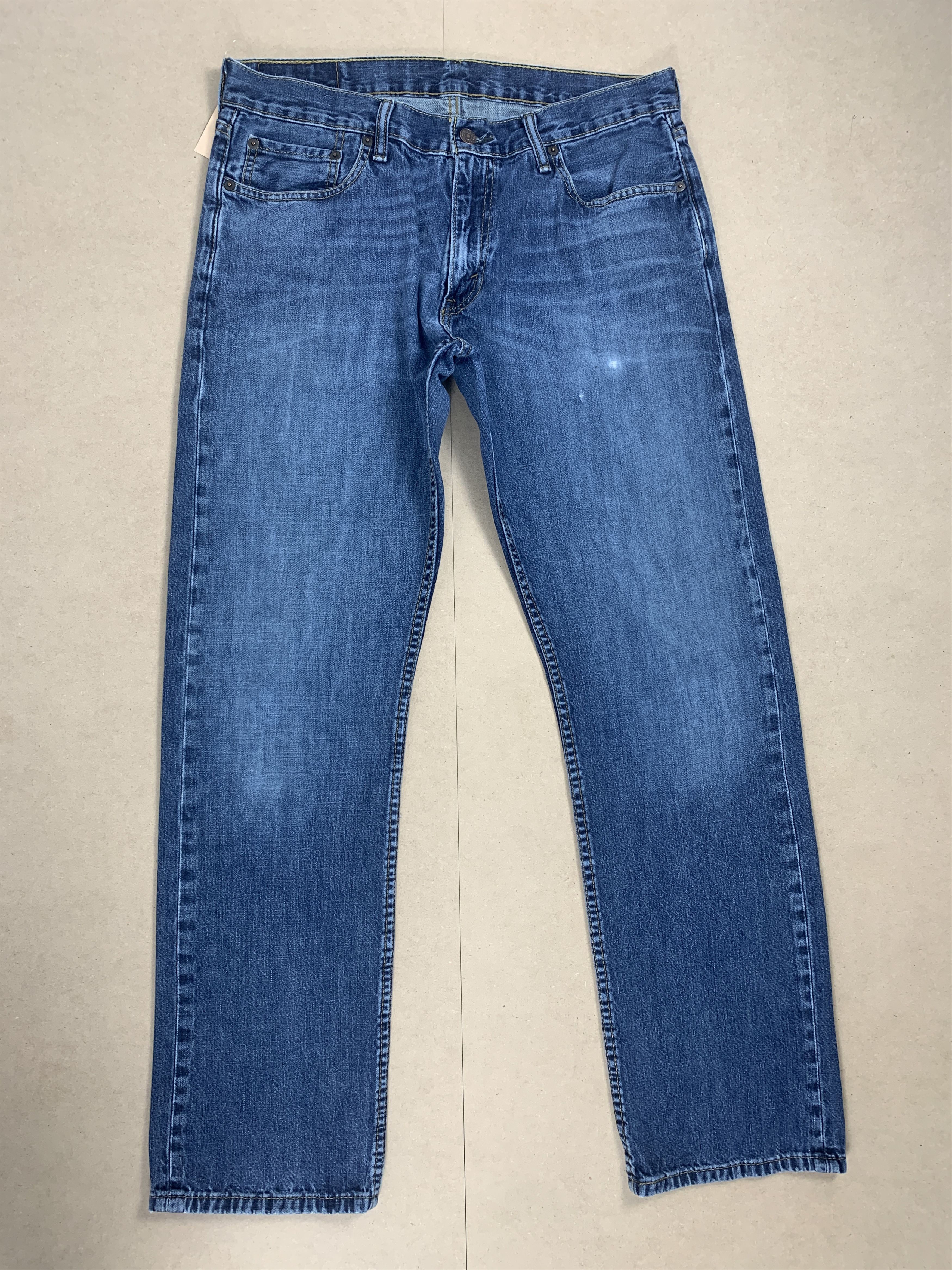image of Levis 514 Straight Cut Faded Blue Jeans in Blue Denim, Men's (Size 33)