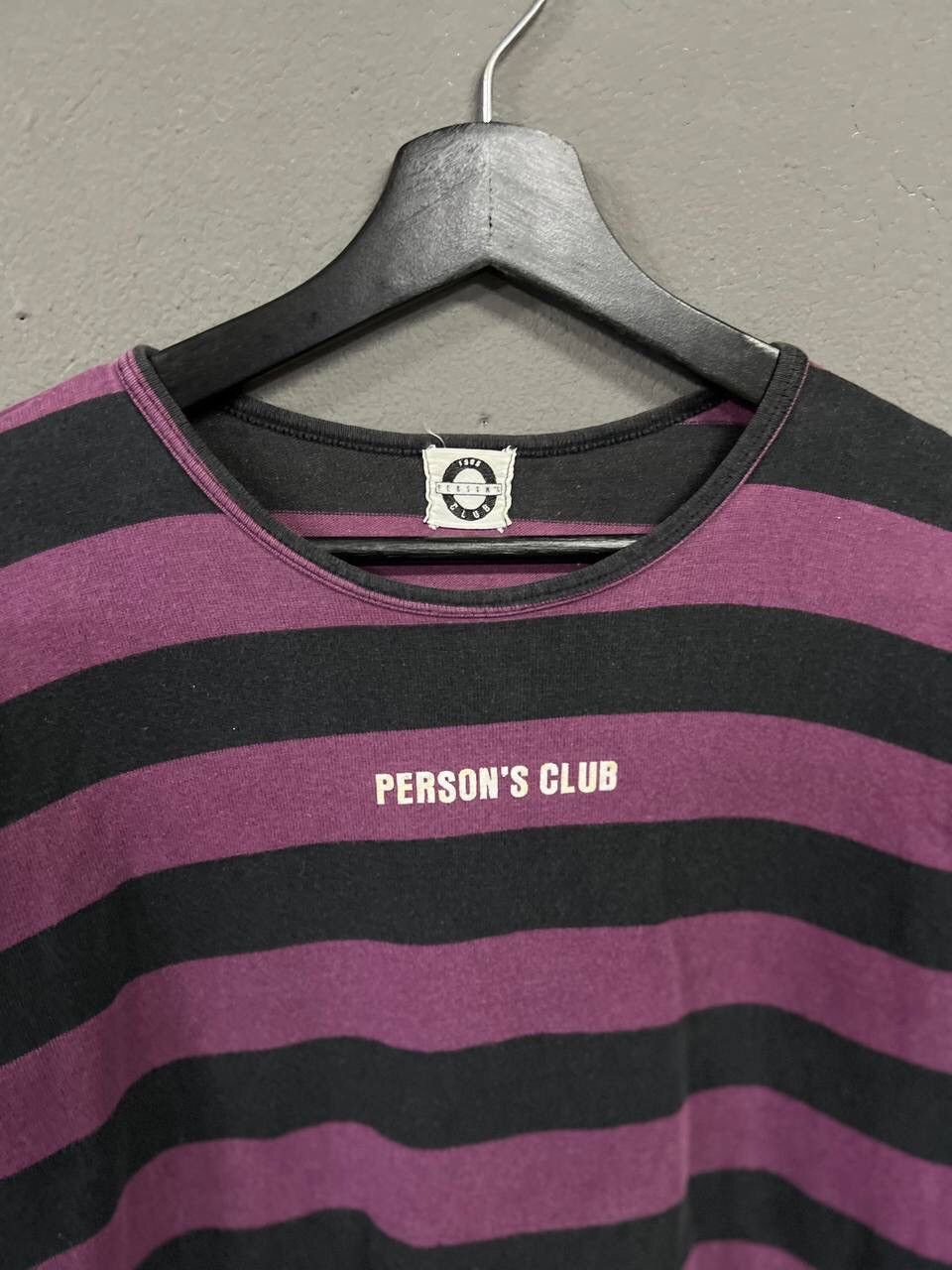 PERSON'S VINTAGE PERSON’S LONGSLEEVE STRIPED SHIRT Size US L / EU 52-54 / 3 - 4 Thumbnail
