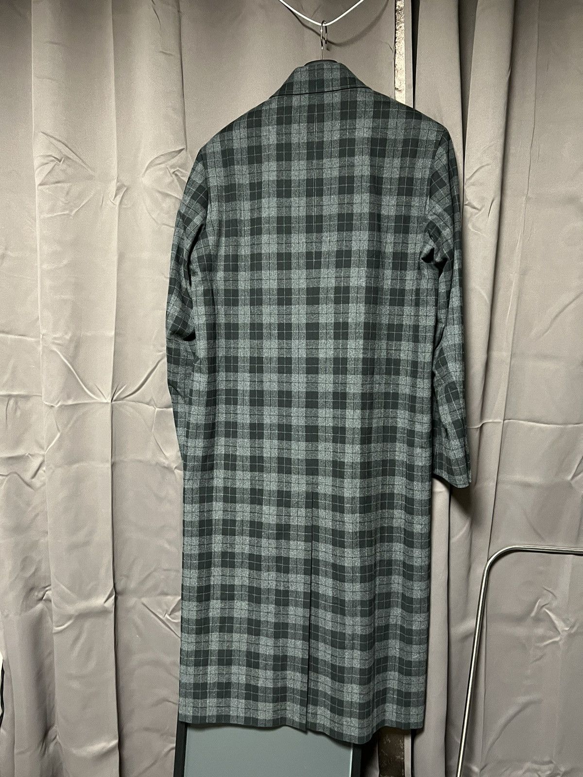Balenciaga Balenciaga RUNWAY Check Coat Size US S / EU 44-46 / 1 - 3 Thumbnail