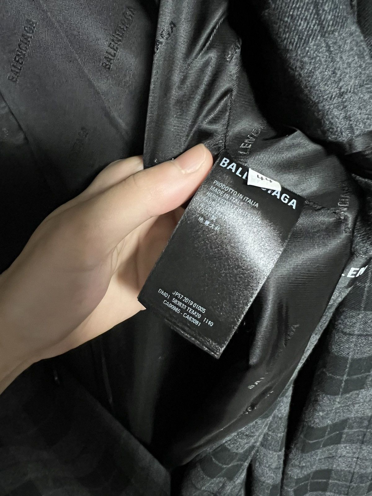 Balenciaga Balenciaga RUNWAY Check Coat Size US S / EU 44-46 / 1 - 4 Thumbnail