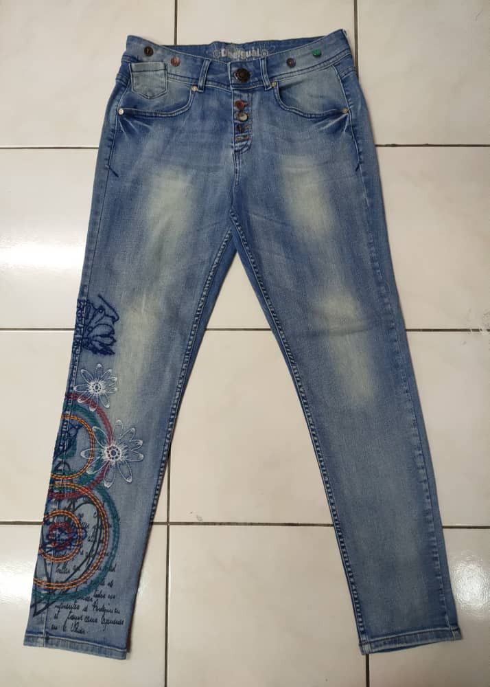 Desigual Rare Desigual Embroidered Denim Size US 28 / EU 44 - 1 Thumbnail