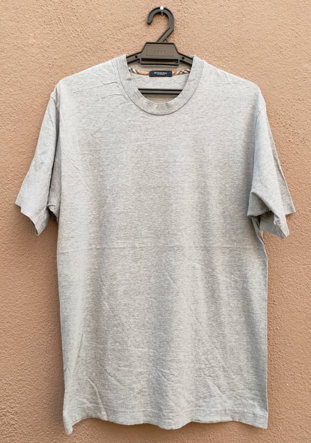 Burberry Burberry London Blank T Size US S / EU 44-46 / 1 - 1 Thumbnail