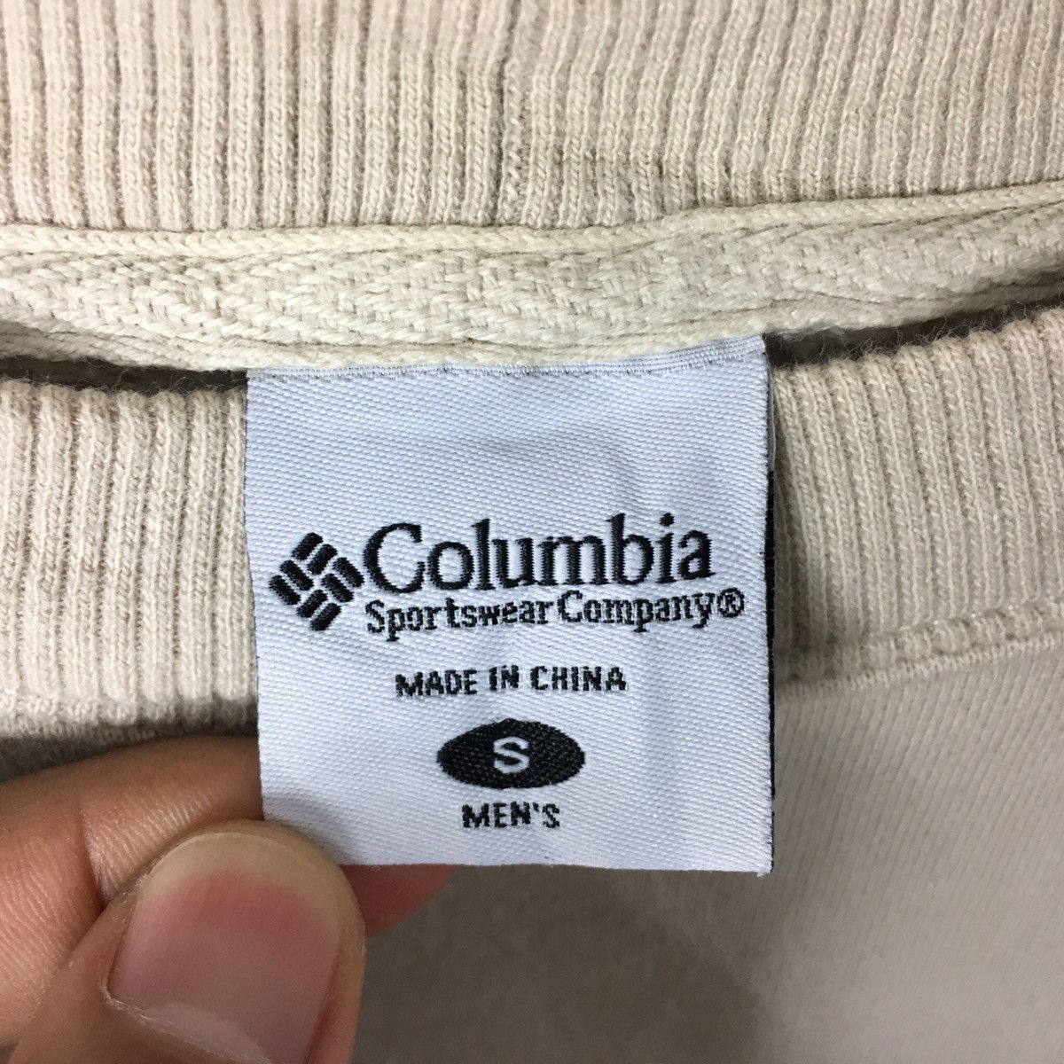 Columbia COLUMBIA PLAIN SPORTSWEAR Outdoor Fishing Beige Sweatshirt Size US S / EU 44-46 / 1 - 4 Thumbnail