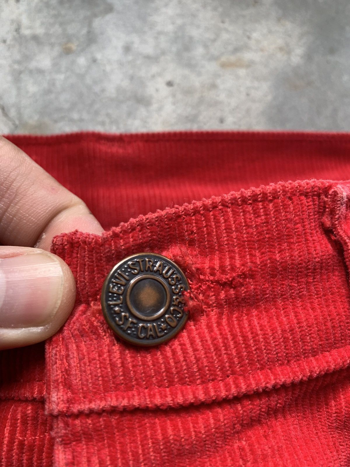 Levi's Vintage 80s Levis Red Corduroy Pant Size US 30 / EU 46 - 4 Thumbnail
