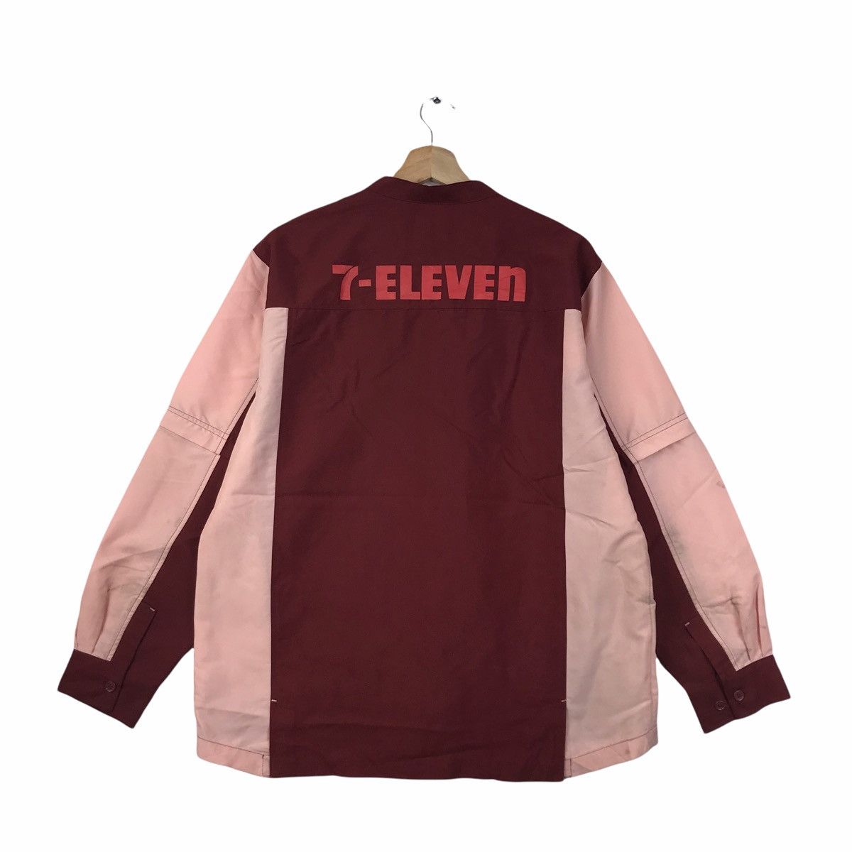 Seven 7 7-ELEVEN 7E Seven 11 Supermarket Convenience Store Staff Size US L / EU 52-54 / 3 - 2 Thumbnail