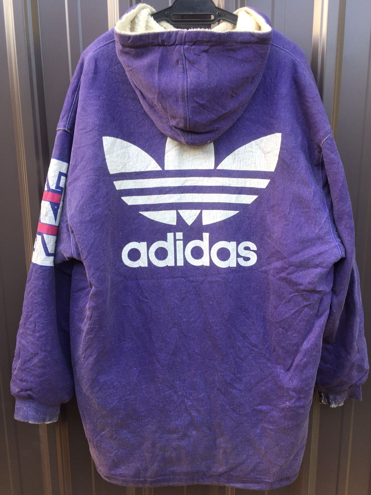 Adidas × Vintage Adidas North Carolina Cougars Long Coat Jacket Sunfaded Size US L / EU 52-54 / 3 - 2 Thumbnail