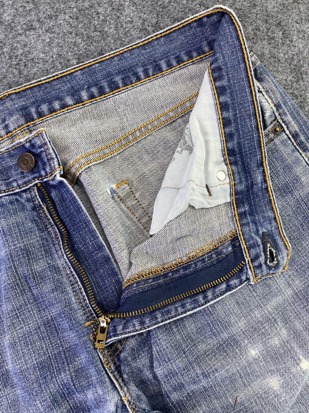 Jean Vintage Levis 559 Distress Blue wash Jeans - J538 Size US 35 - 5 Thumbnail