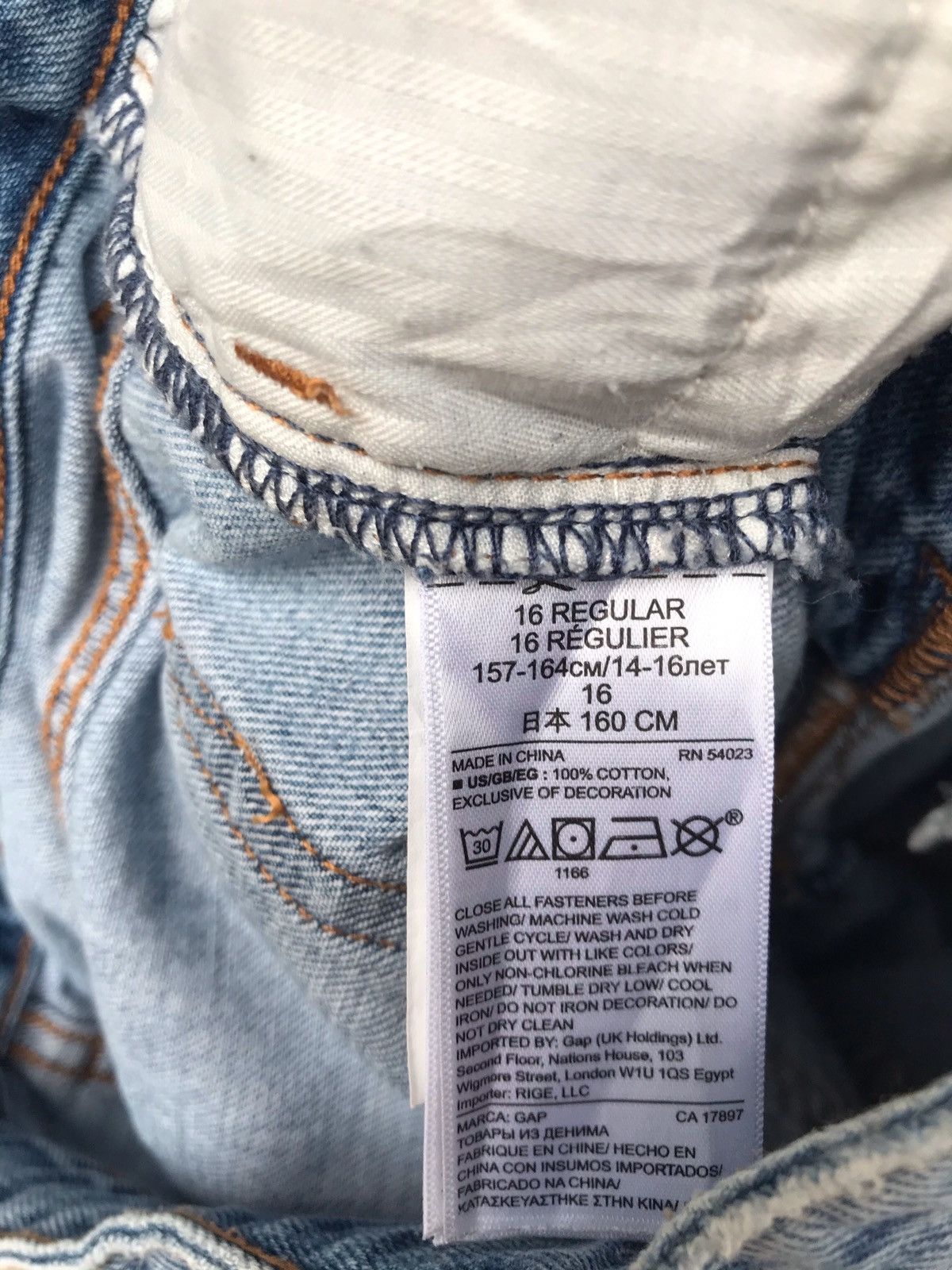 Disney × Gap 🔥Gap Kids Disney Styles Jeans Size US 28 / EU 44 - 7 Thumbnail