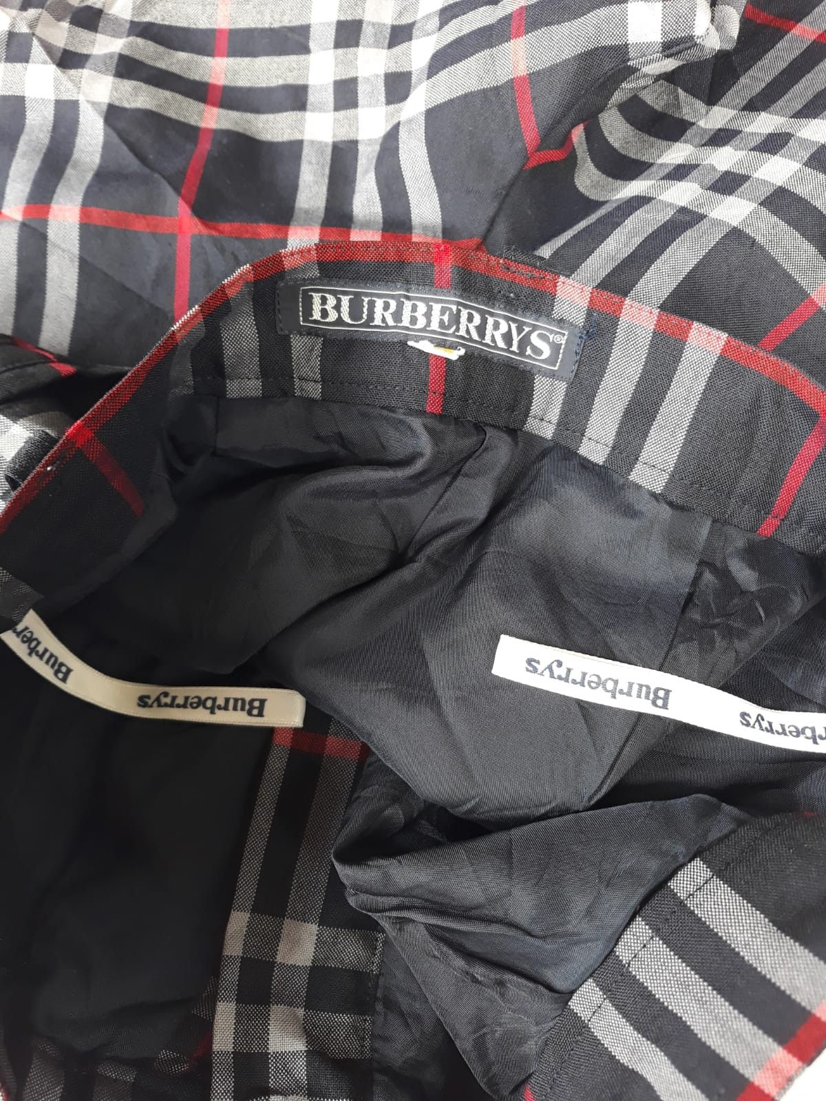 Burberry Burberry short pants Size US 26 / EU 42 - 4 Thumbnail
