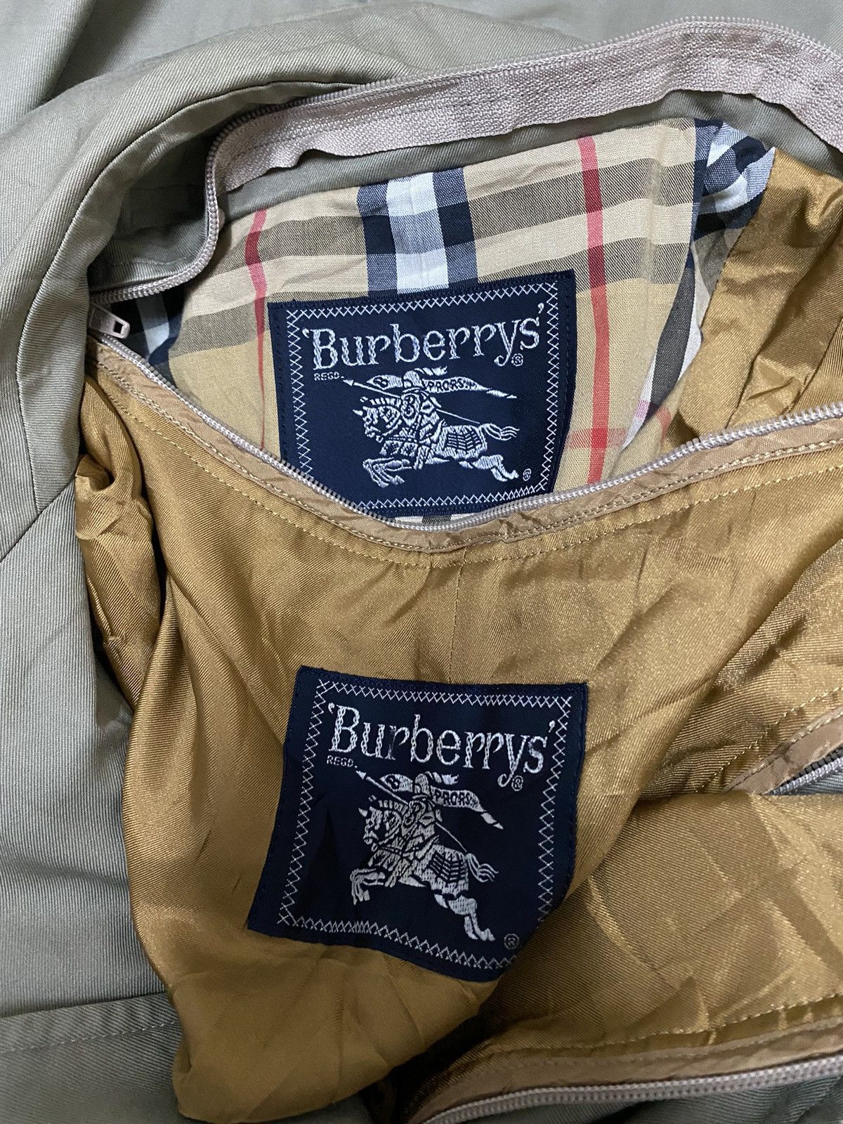 Burberry Vintage Burberrys Trench Coats Size US M / EU 48-50 / 2 - 14 Thumbnail