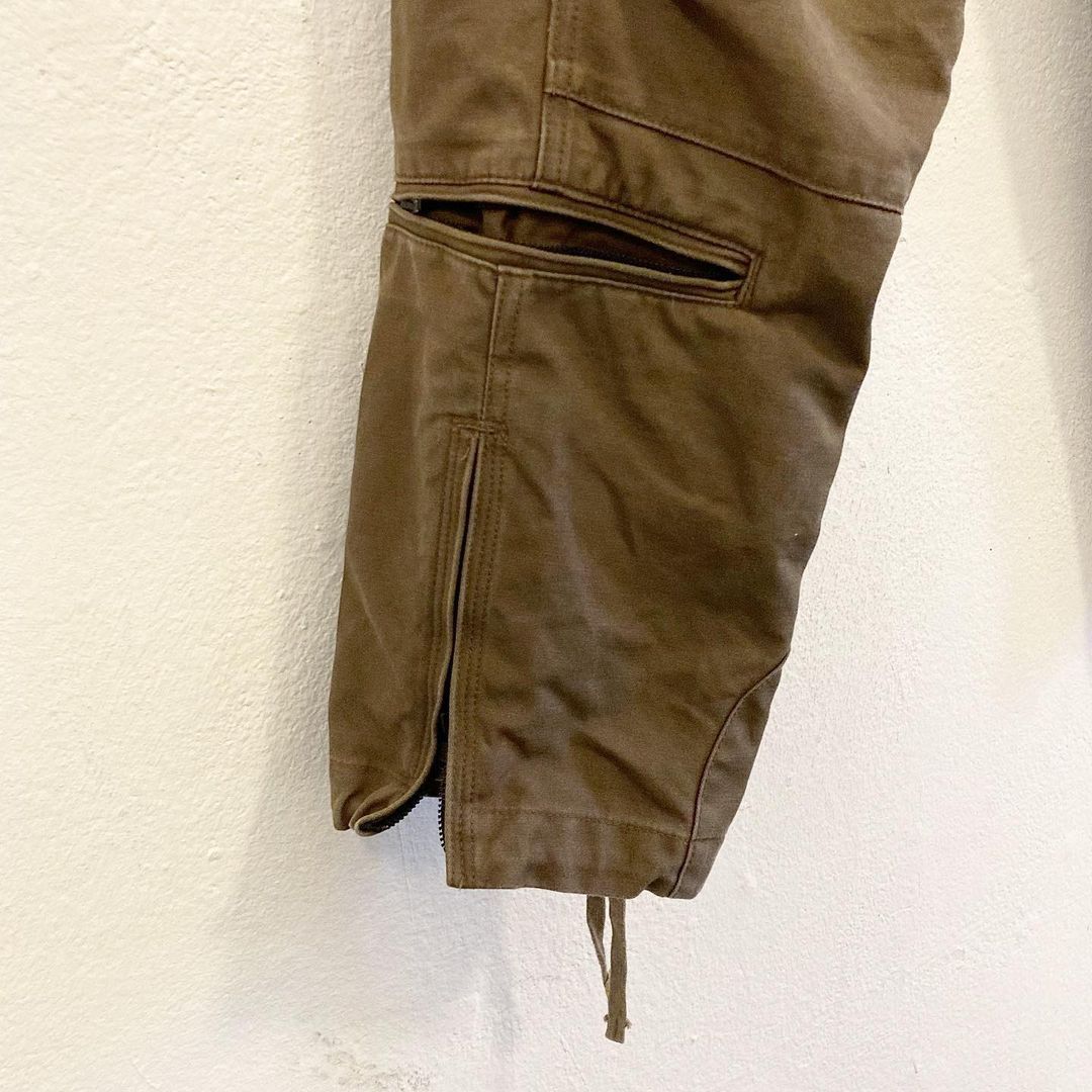 General Research General Research⁣⁣ 2003 Military Zip Cargo Pants⁣⁣ Size US 30 / EU 46 - 6 Thumbnail