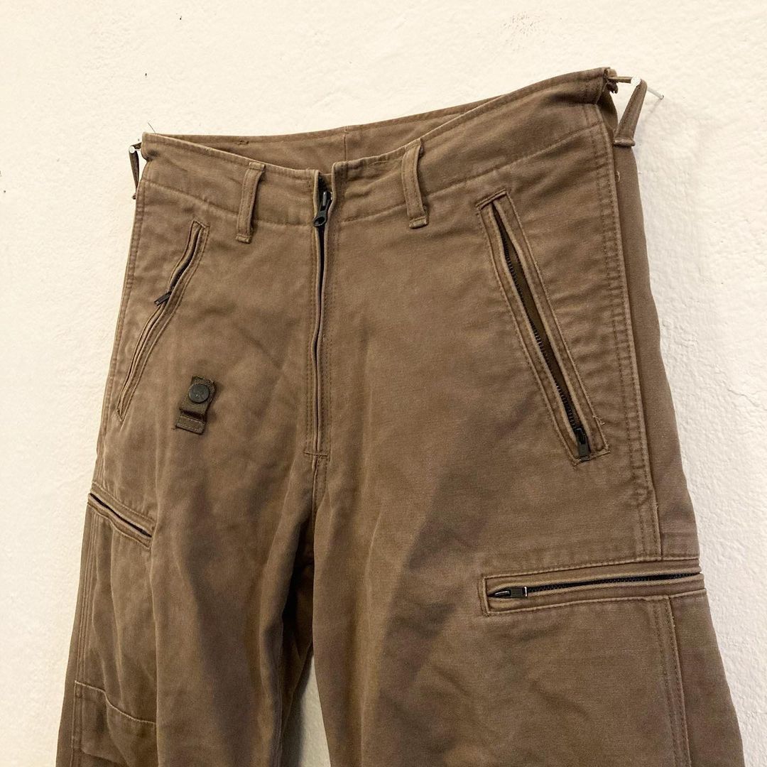 General Research General Research⁣⁣ 2003 Military Zip Cargo Pants⁣⁣ Size US 30 / EU 46 - 2 Thumbnail