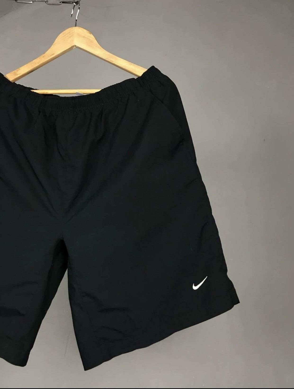 Nike × Vintage Nike swoosh streetwear vintage shorts Size US 34 / EU 50 - 2 Thumbnail