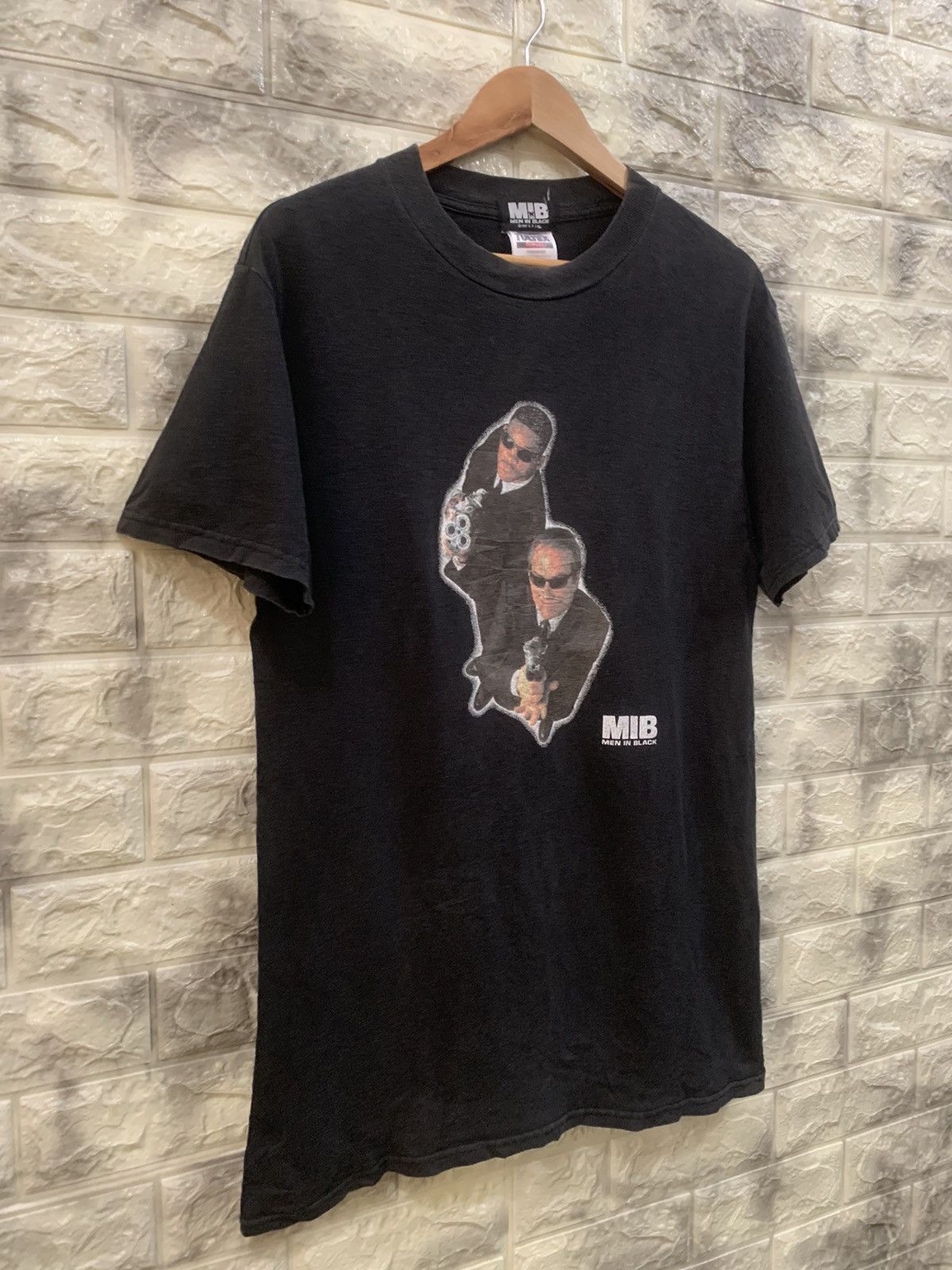 Vintage 🔥Vintage 90’s Men In Black Movie black tees Size US M / EU 48-50 / 2 - 5 Thumbnail