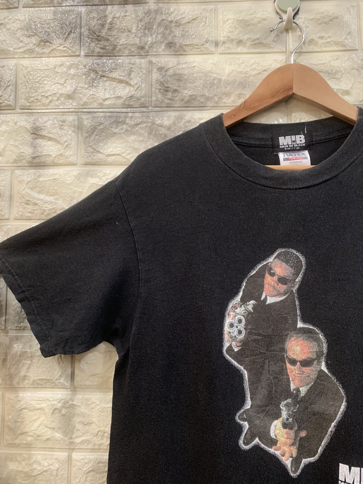 Vintage 🔥Vintage 90’s Men In Black Movie black tees Size US M / EU 48-50 / 2 - 7 Thumbnail