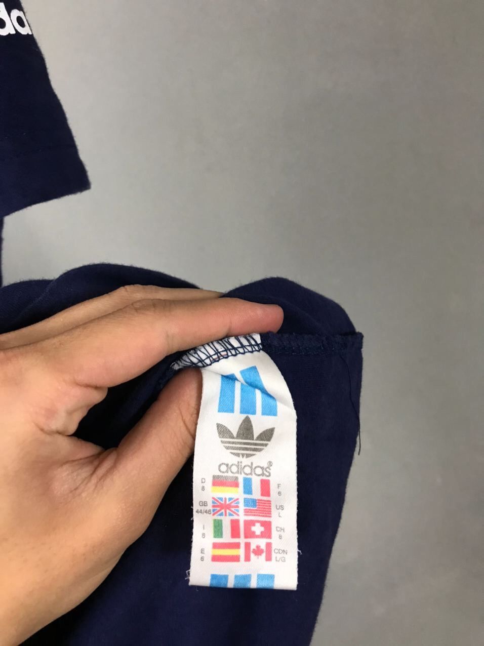 Adidas Adidas Vintage Navy Blue Tee Size US XXL / EU 58 / 5 - 7 Thumbnail