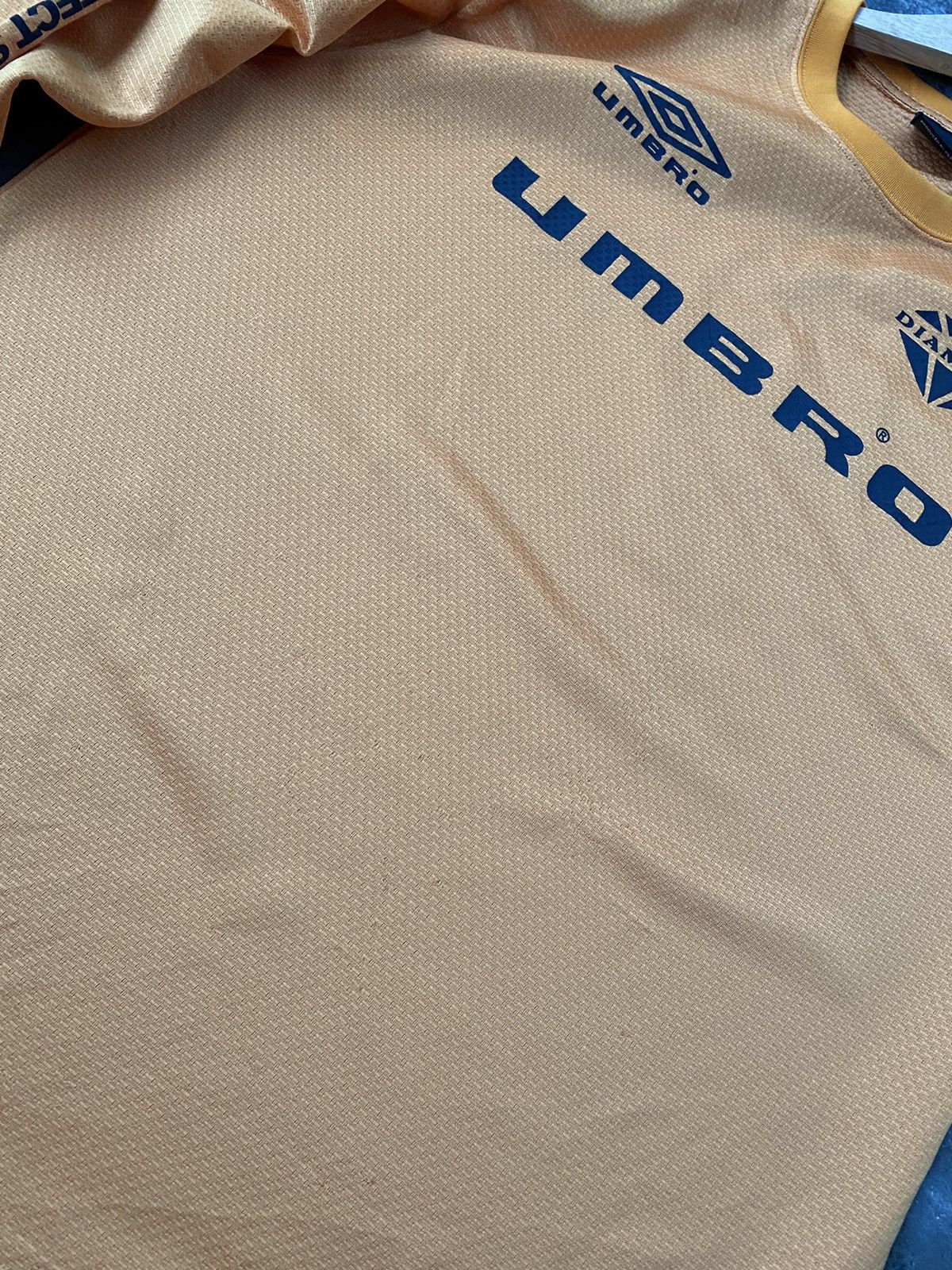 Umbro Umbro Diamond Long Sleeve Distressed Jersey Size US L / EU 52-54 / 3 - 17 Thumbnail