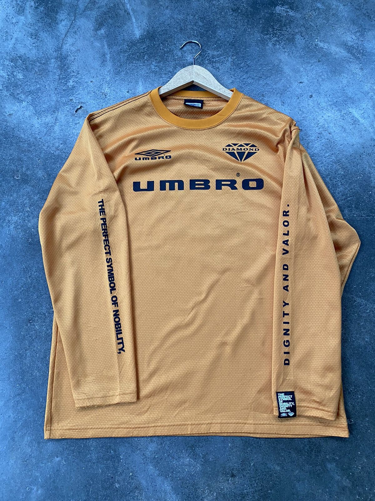 Umbro Umbro Diamond Long Sleeve Distressed Jersey Size US L / EU 52-54 / 3 - 2 Thumbnail