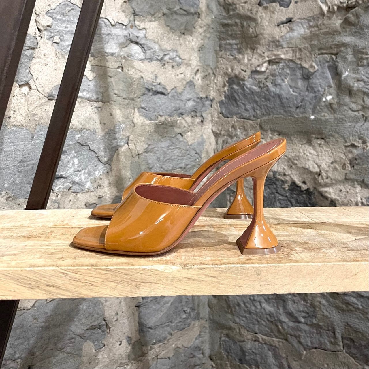 Amina Muaddi Amina Muaddi Caramel Patent Lupita Slipper Sandals Size US 8 / IT 38 - 7 Thumbnail