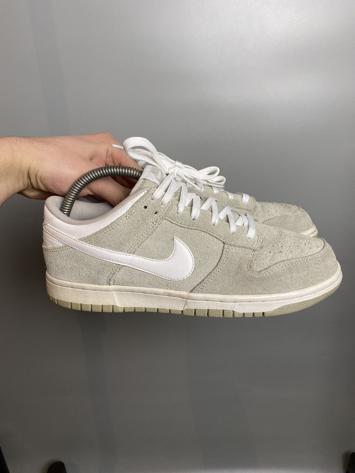 dunk low pale grey
