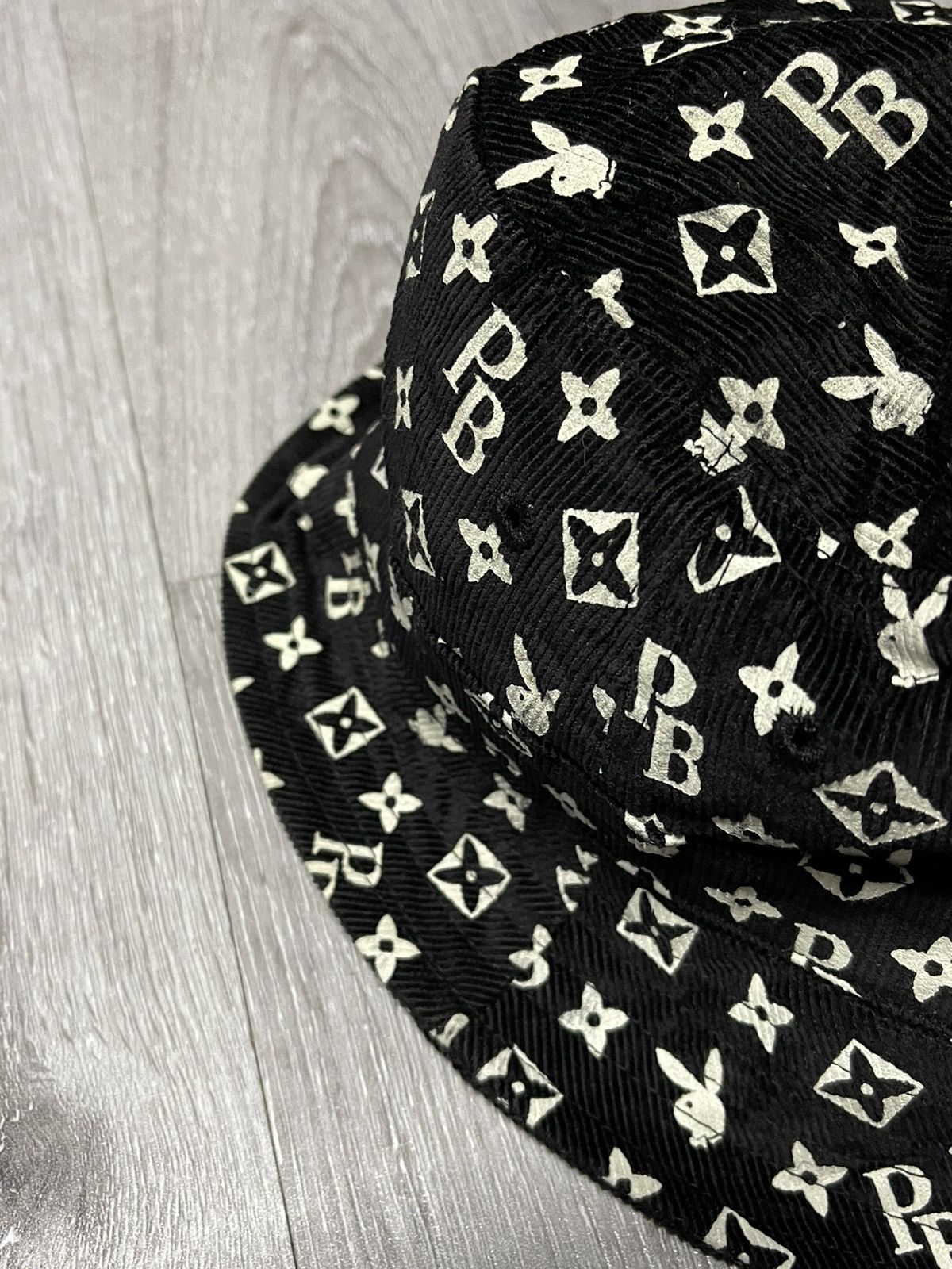 Playboy × Vintage Vintage Playboy X Louis Vuitton Rare Bucket Hat Size ONE SIZE - 3 Thumbnail