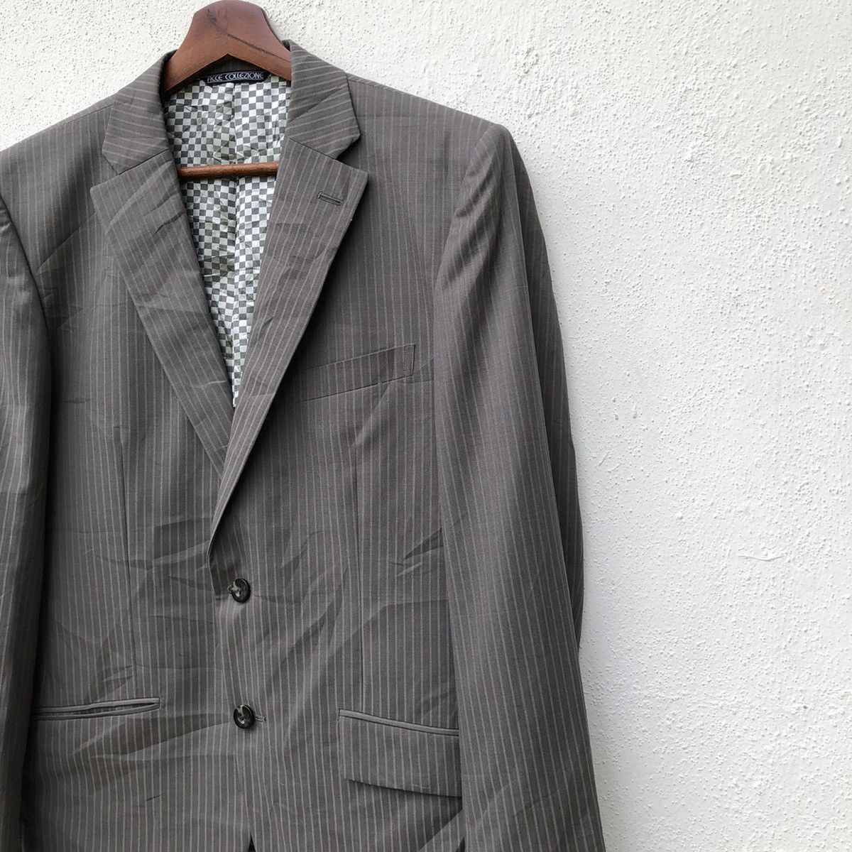Japanese Brand 📣JAPANESE DESIGNER YOSHIYUKI KONISHI POLKADOT LINING Size US M / EU 48-50 / 2 - 5 Thumbnail