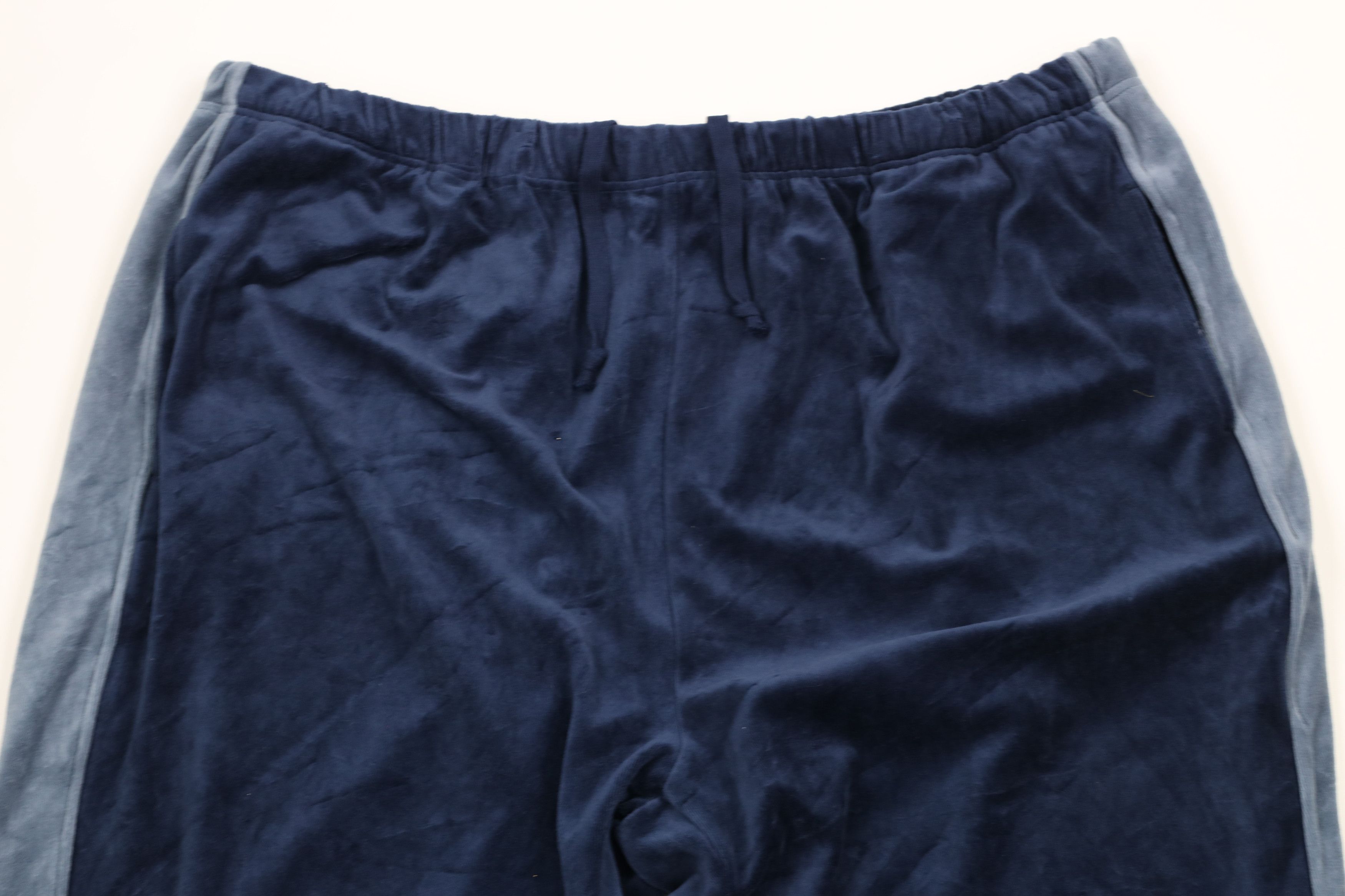 Vintage Vintage Streetwear Wide Leg Velour Sweatpants Navy Blue Size US 44 / EU 60 - 2 Thumbnail