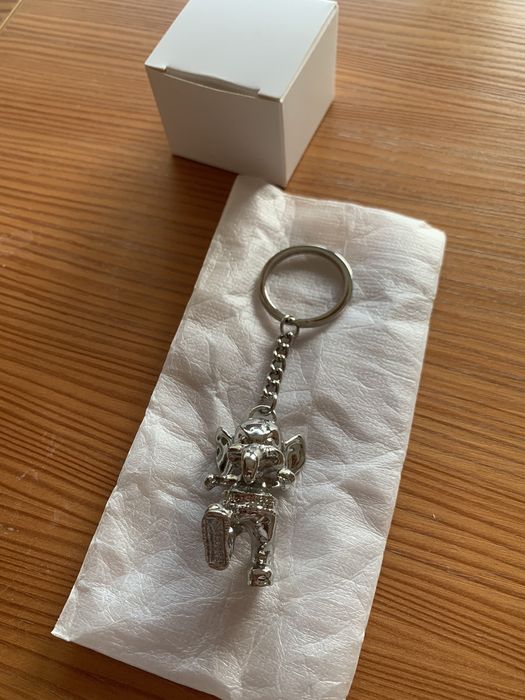 Supreme Supreme Elephant Keychain | Grailed