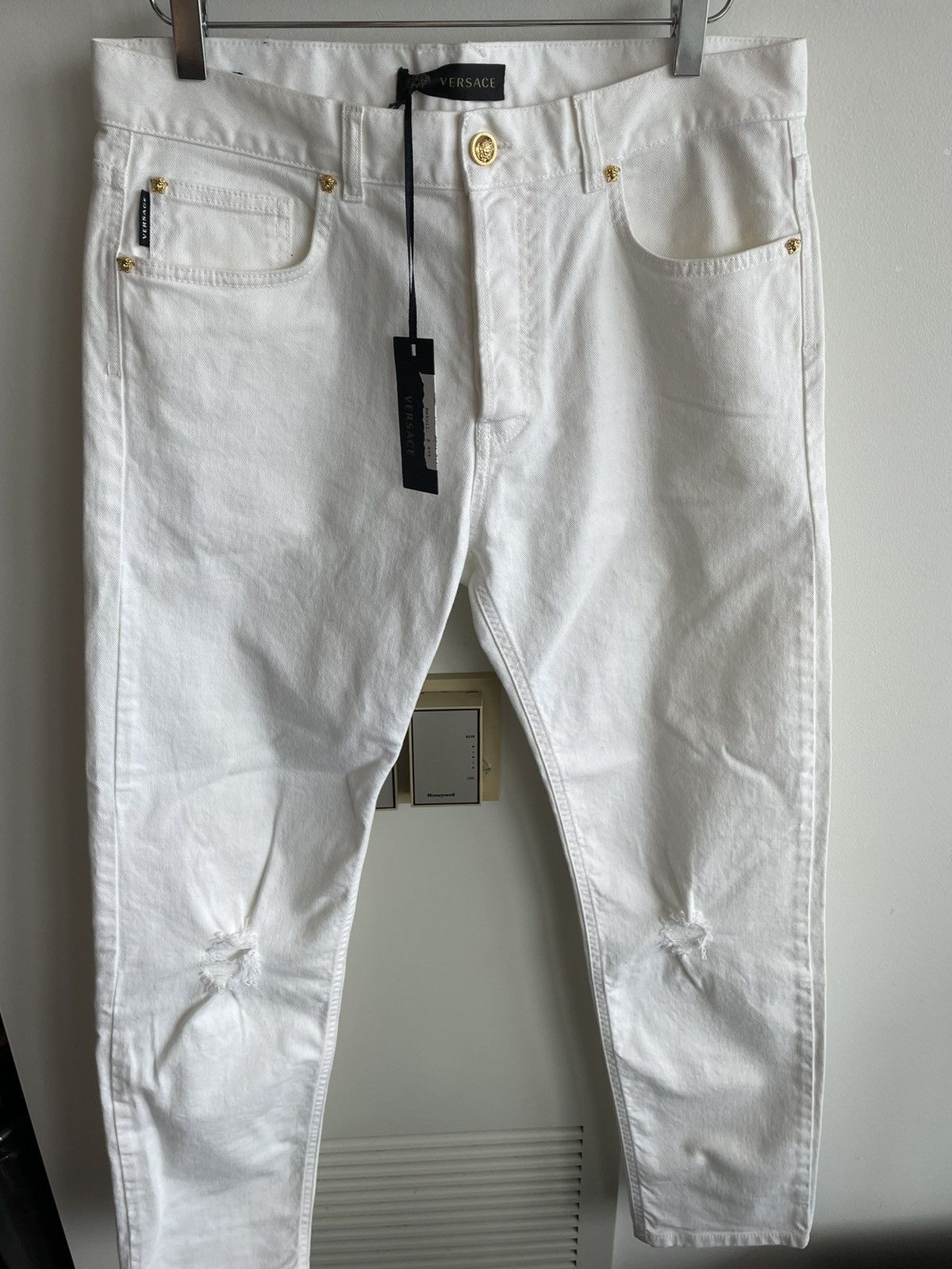 Versace Rare Brand New Super Runway Medusa Distressed Denim Jeans Size US 32 / EU 48 - 25 Thumbnail