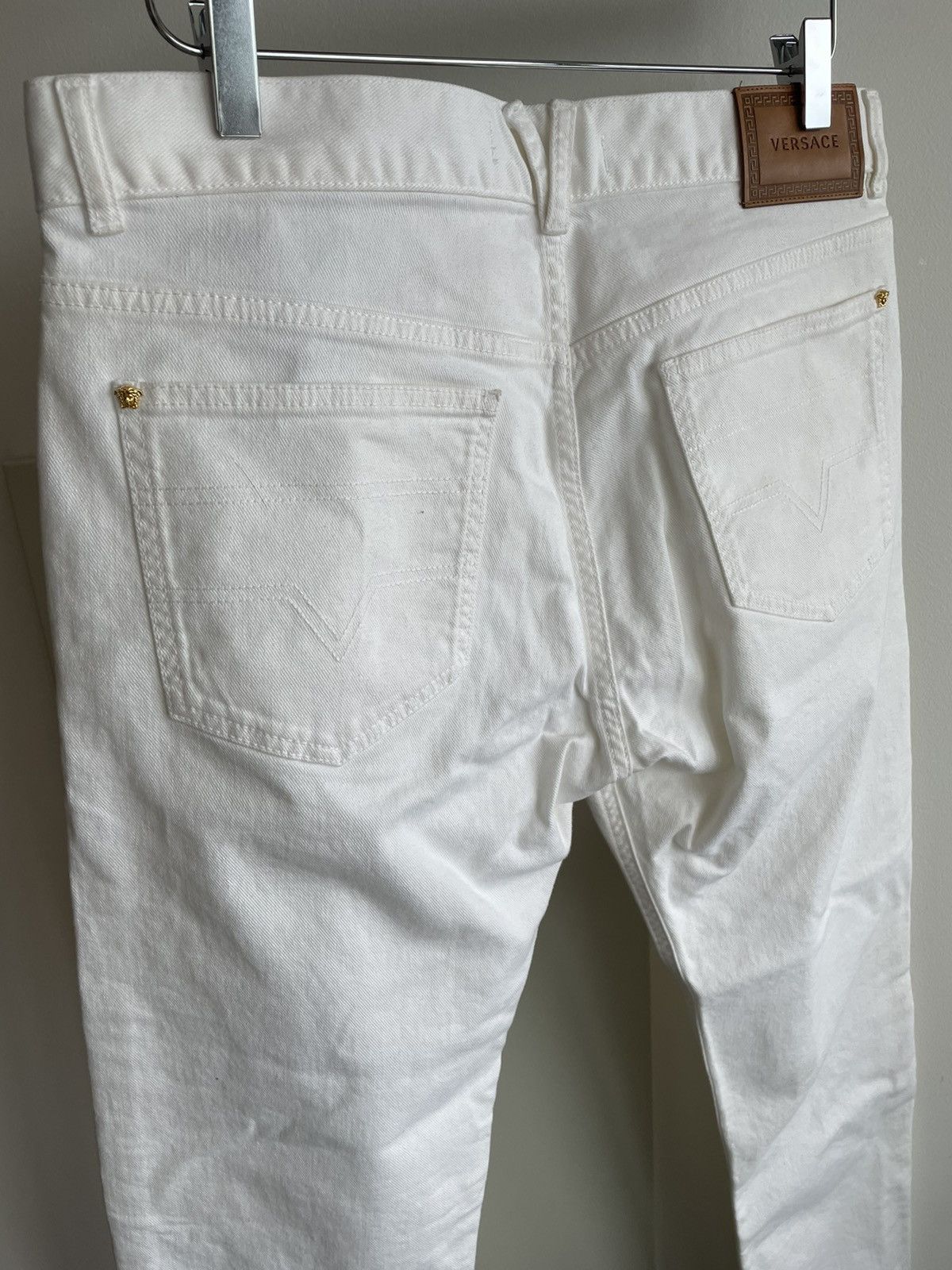 Versace Rare Brand New Super Runway Medusa Distressed Denim Jeans Size US 32 / EU 48 - 24 Thumbnail