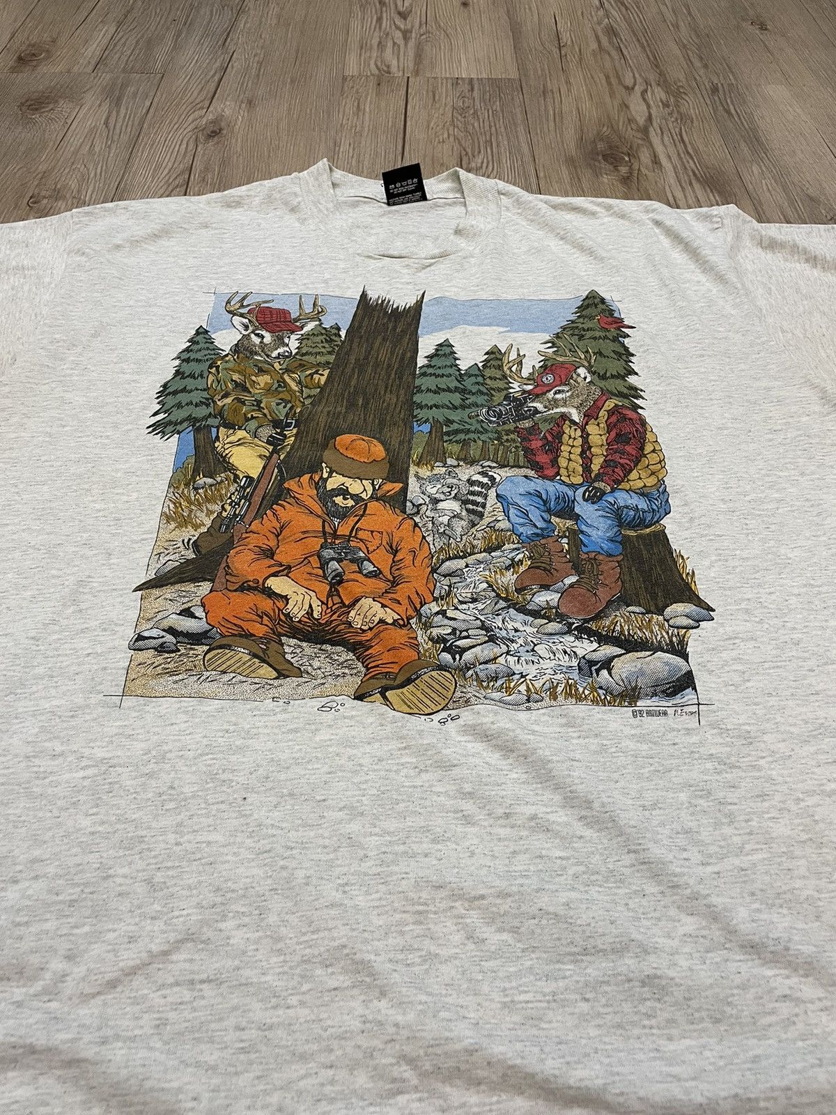 Vintage Vintage 90s Hunting T shirt Art Design T shirt Size US XXL / EU 58 / 5 - 3 Thumbnail