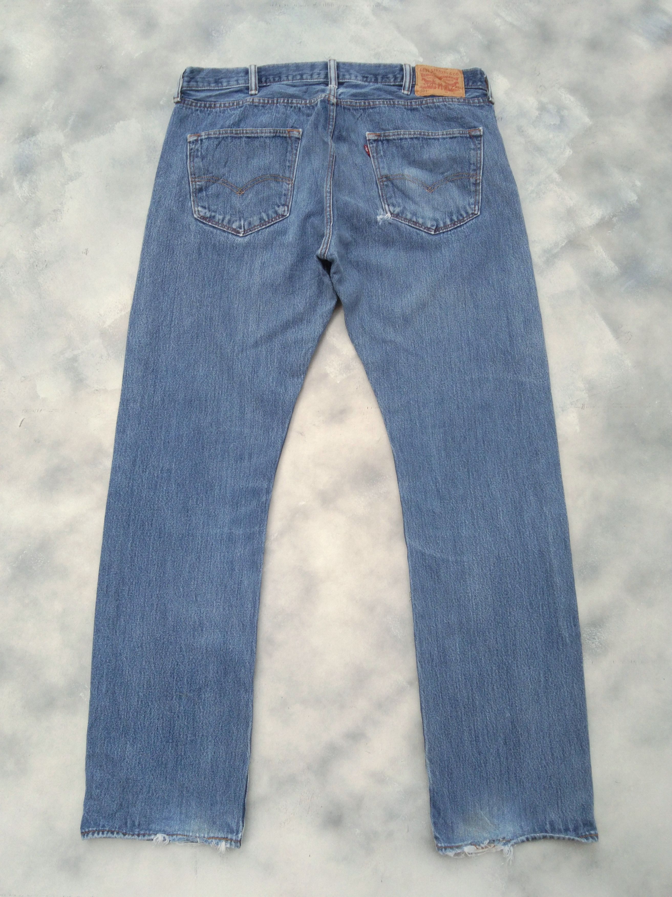 Levi's Vintage Levi's 501 Light Blue Jeans 38x34 Size US 38 / EU 54 - 2 Thumbnail