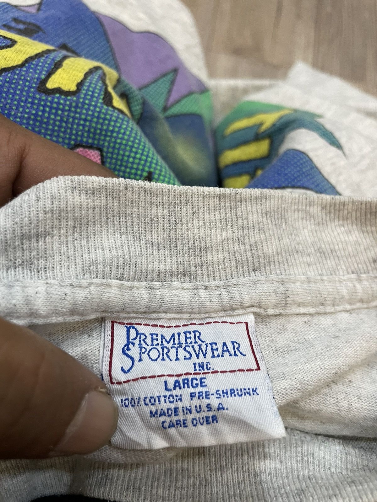 Vintage Vintage 90s Tidal Wave Surf Gear Big Logo Design T Shirt Size US L / EU 52-54 / 3 - 10 Thumbnail