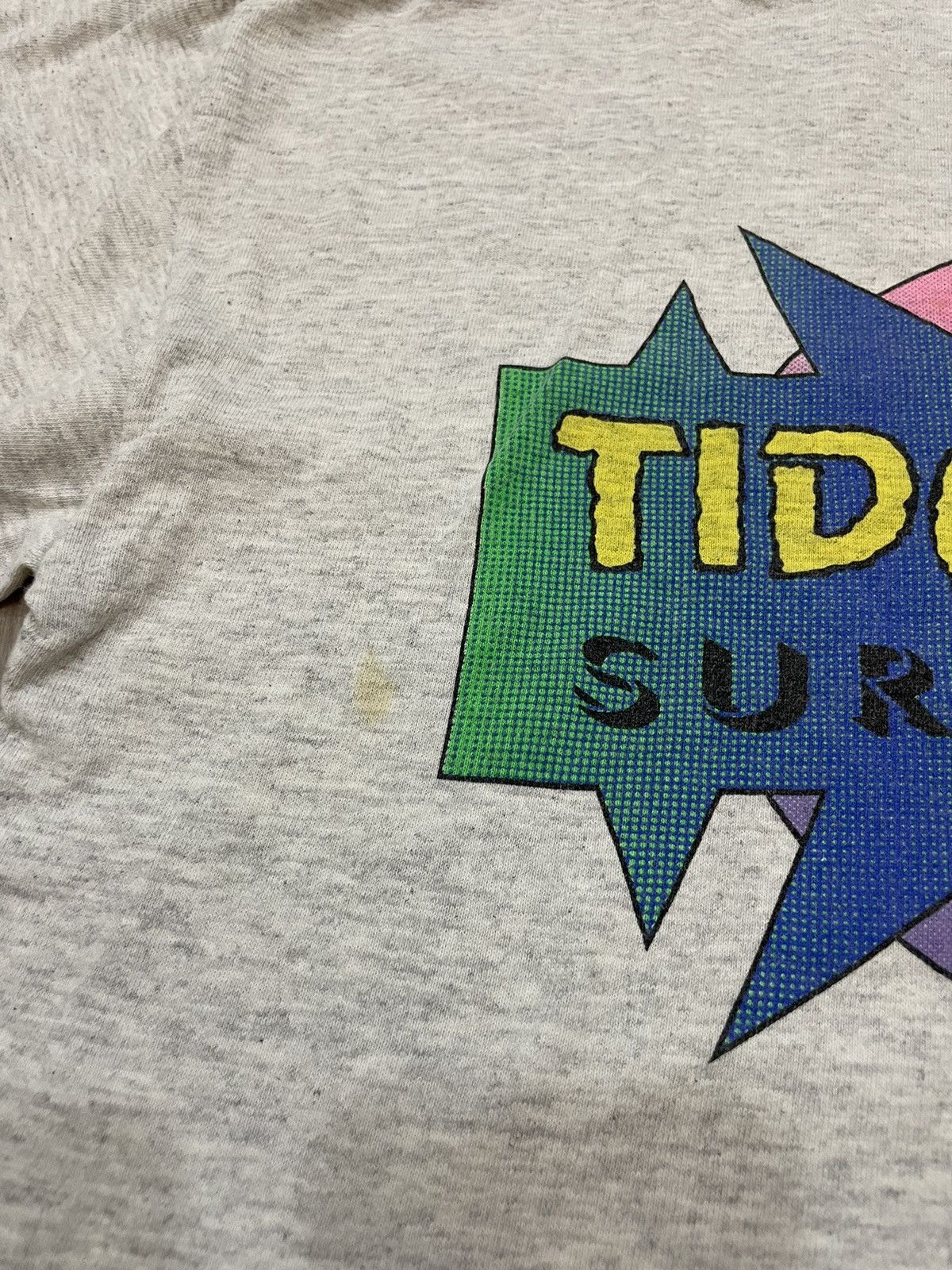 Vintage Vintage 90s Tidal Wave Surf Gear Big Logo Design T Shirt Size US L / EU 52-54 / 3 - 3 Thumbnail