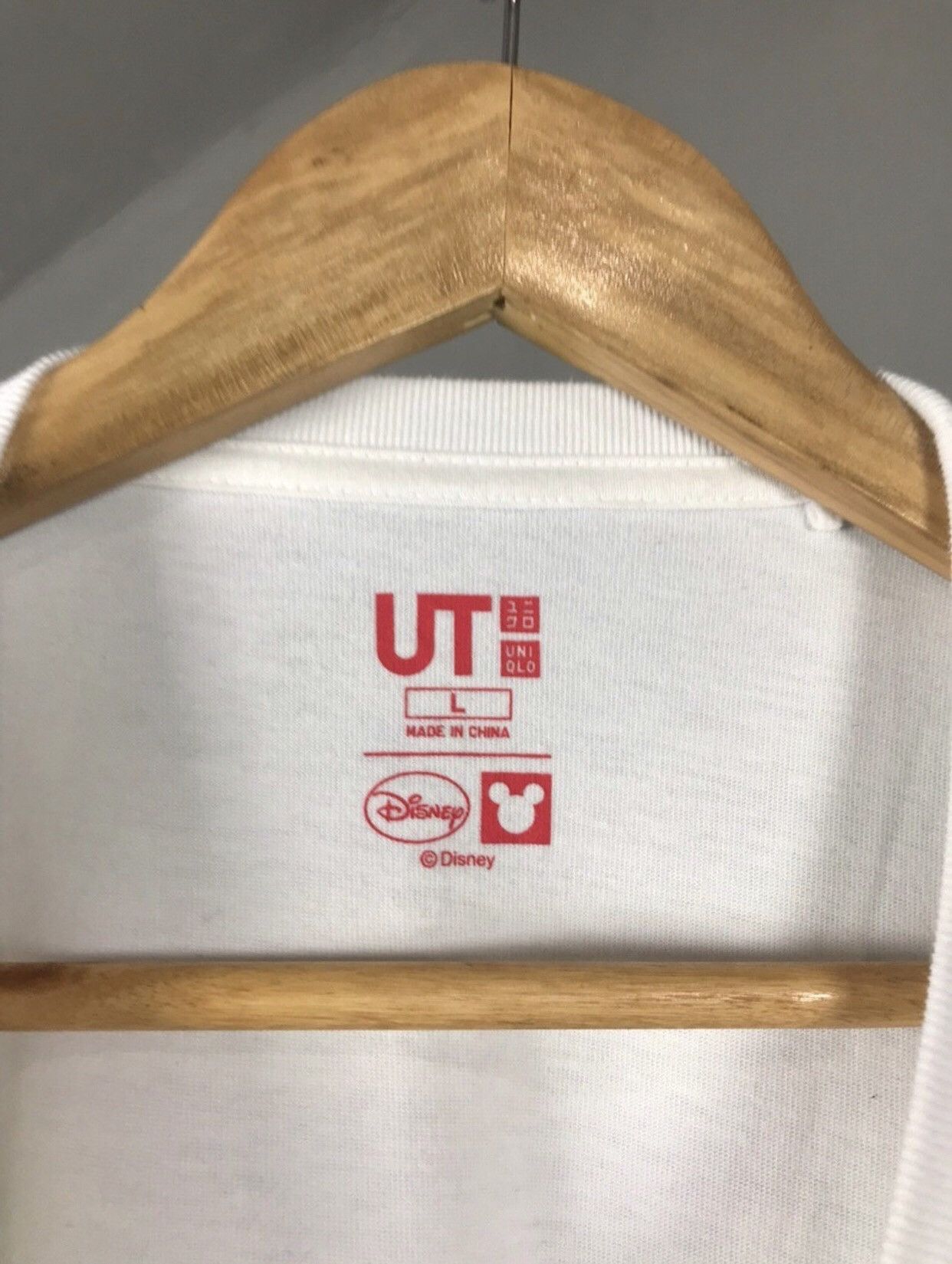 Uniqlo Uniqlo X Disney Like Mickey Streetwear Tee Size US L / EU 52-54 / 3 - 3 Thumbnail