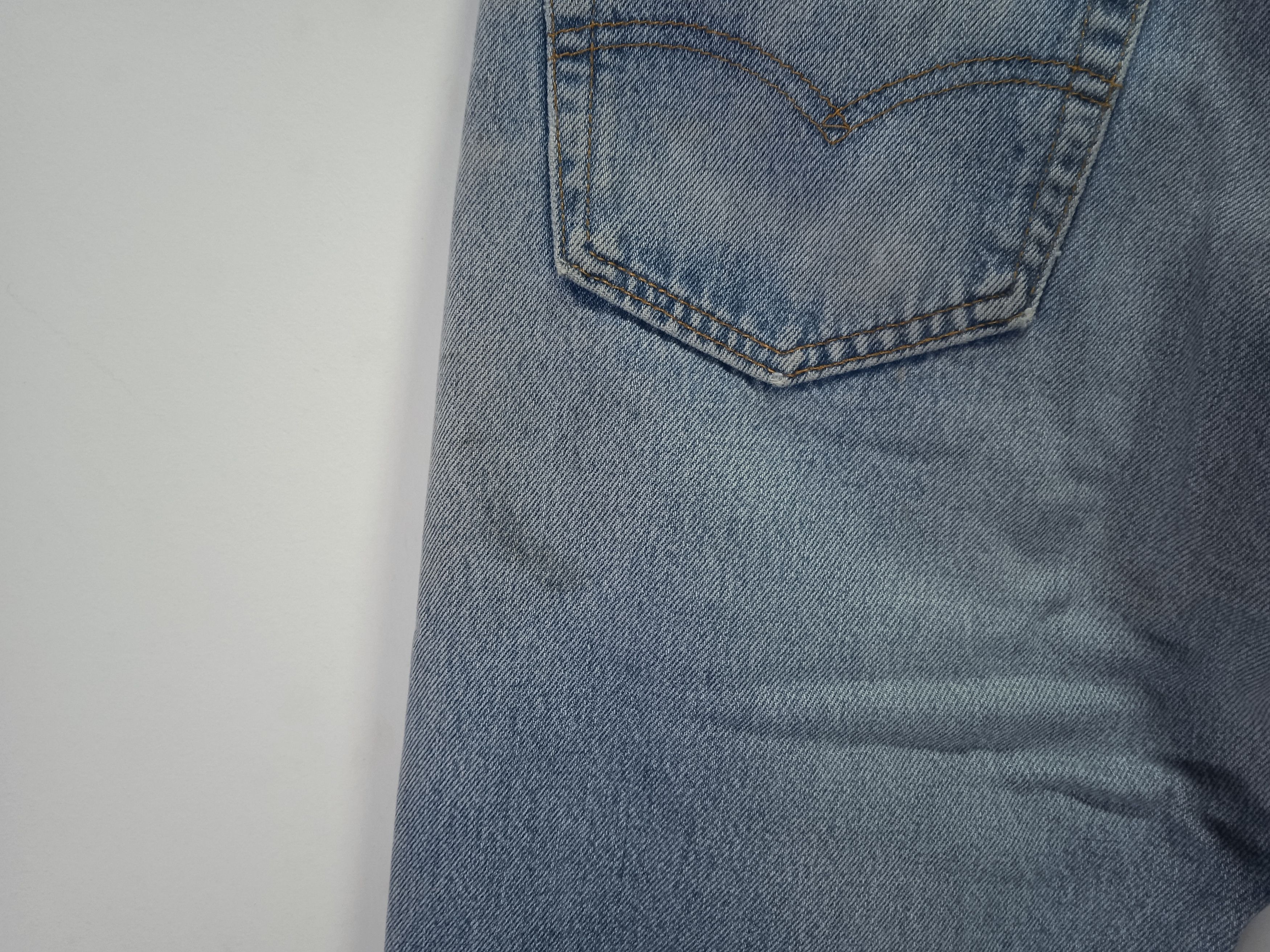 Vintage Vintage 90s Levi's 501 Jeans Size US 32 / EU 48 - 5 Thumbnail