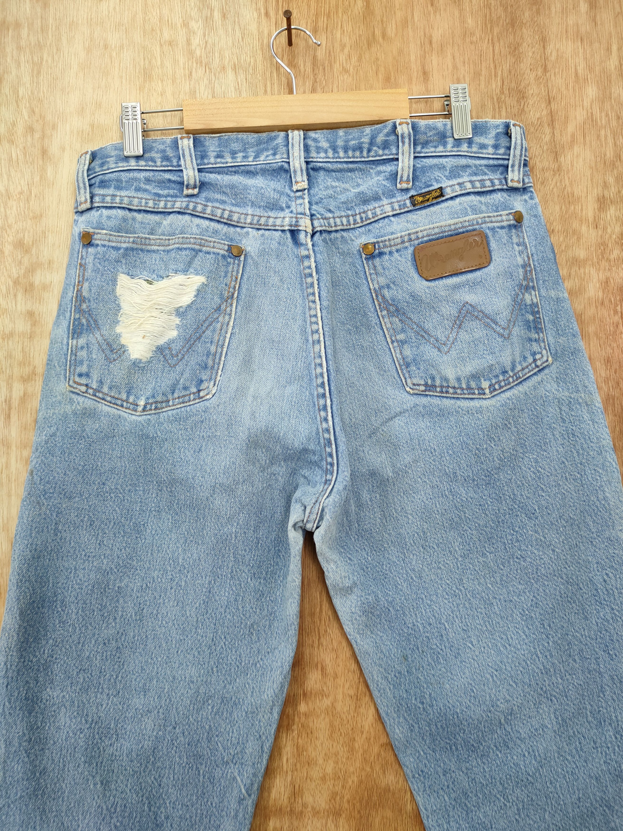 Vintage DLL wrangler distressed denim vintage blue pants #46-102 Size US 32 / EU 48 - 8 Thumbnail