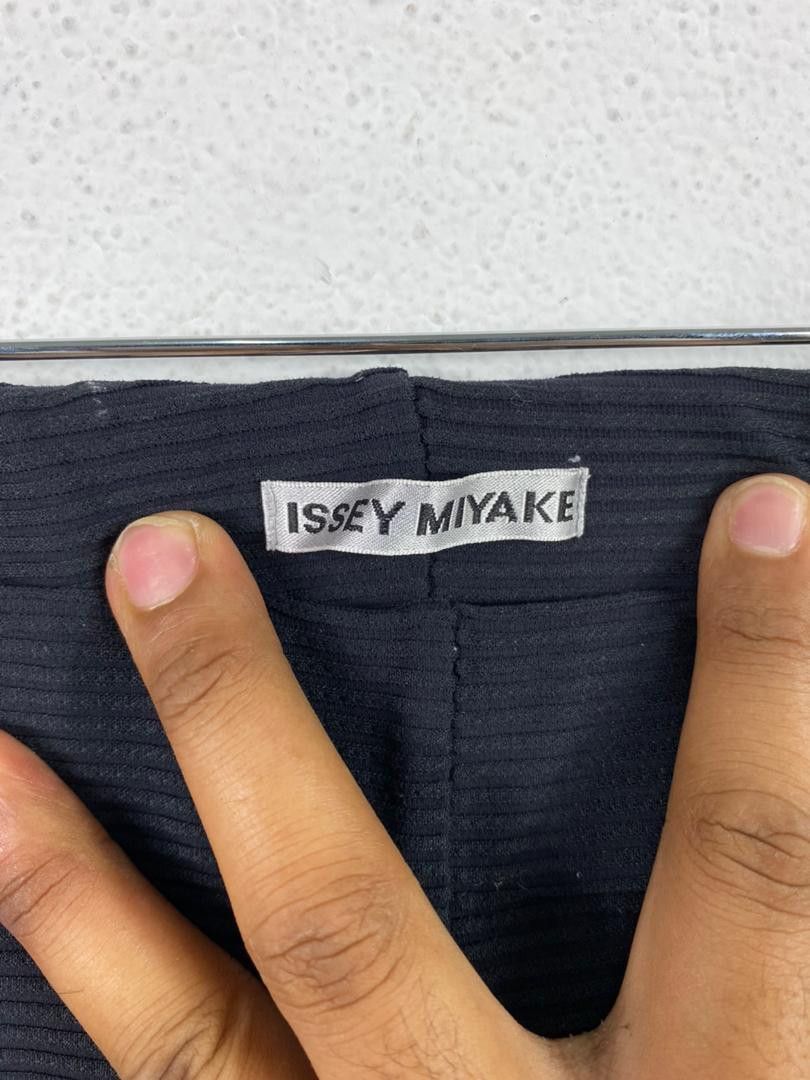 Issey Miyake Issey Miyake Pleated Pants Size 34" / US 12 / IT 48 - 2 Thumbnail