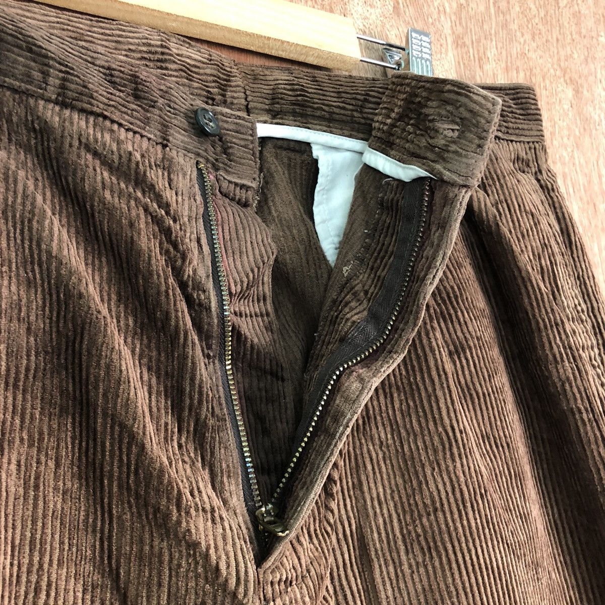 Uniqlo DLL Uniqlo Corduroy Brown Denim vintage Pants #c222 Size US 33 - 4 Thumbnail