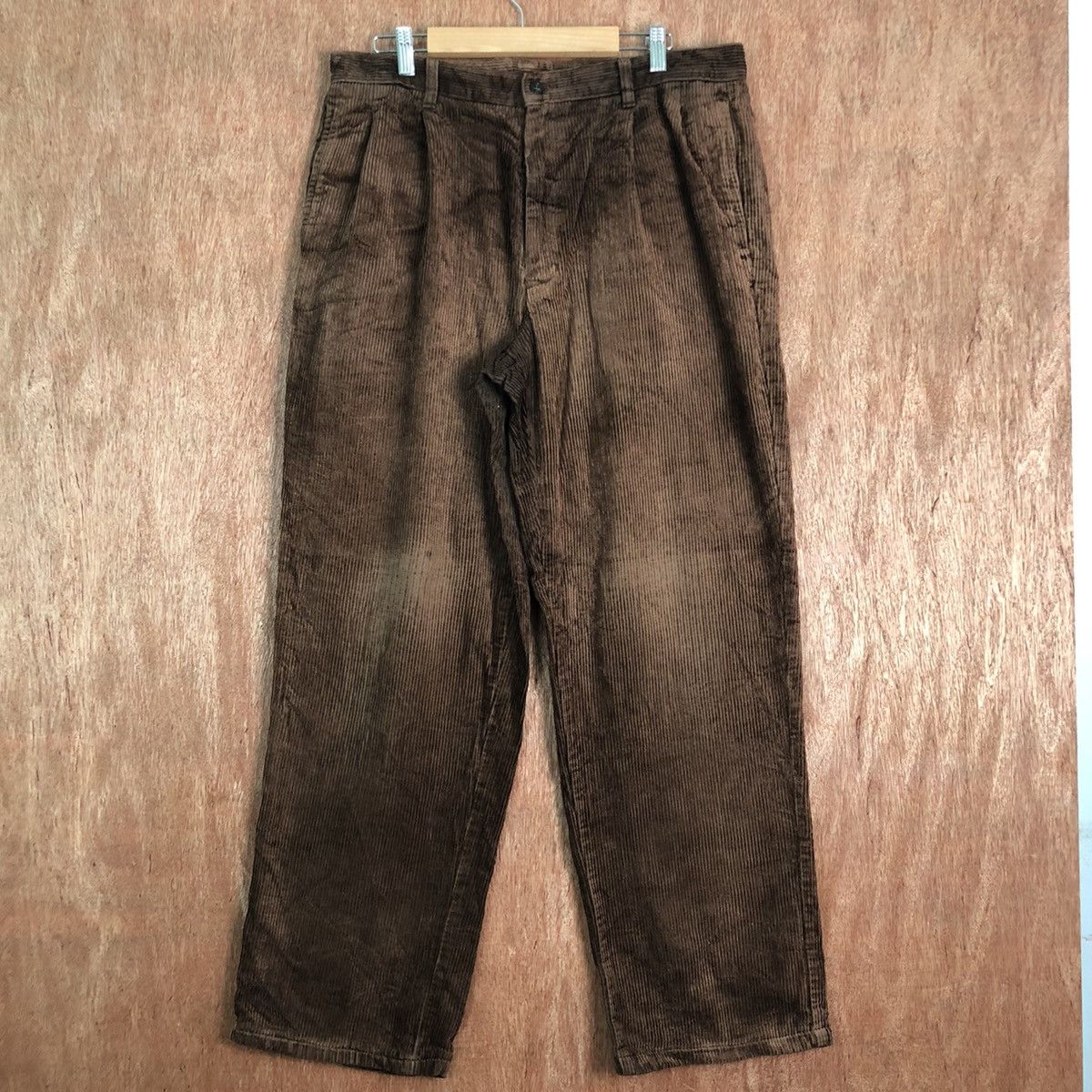 Uniqlo DLL Uniqlo Corduroy Brown Denim vintage Pants #c222 Size US 33 - 1 Thumbnail