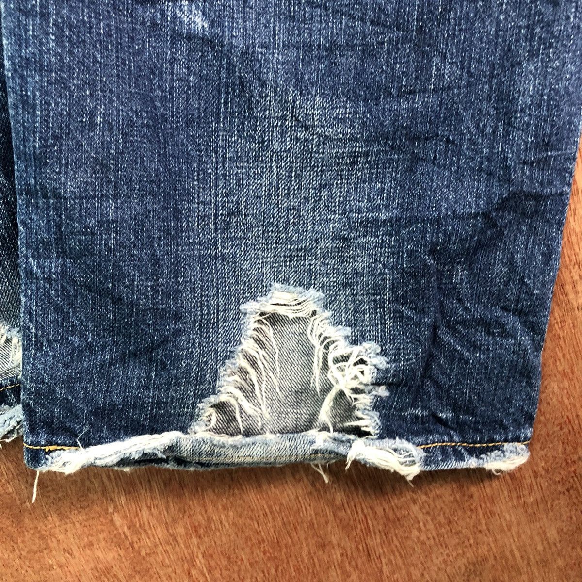 Levi's DLL 501 Levi's vintage Distressed Blue Denim Pants #c144 Size US 31 - 14 Thumbnail