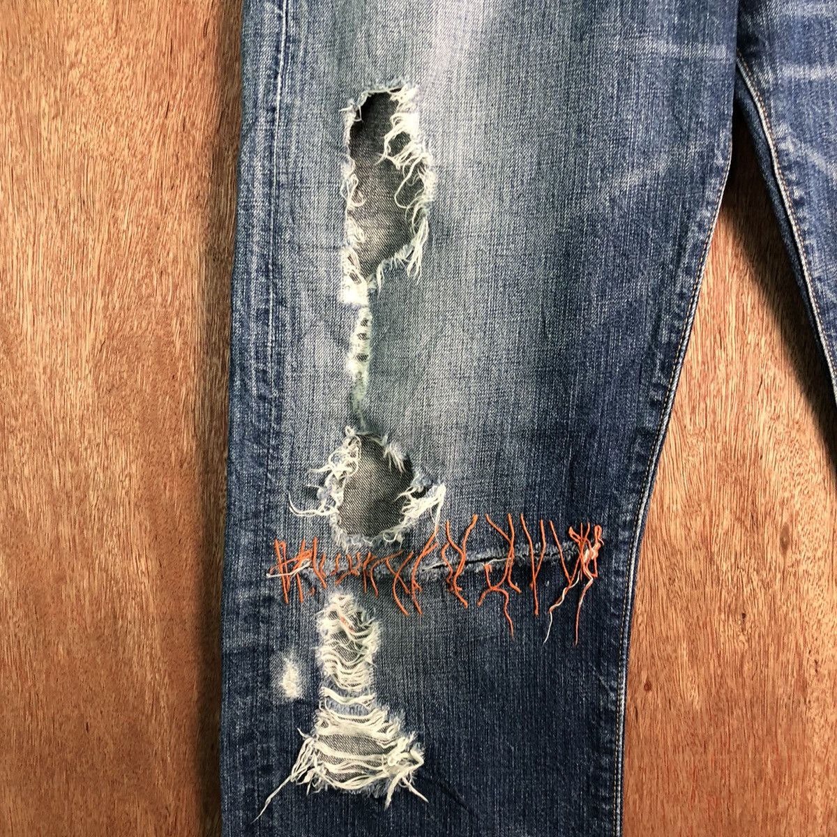 Levi's DLL 501 Levi's vintage Distressed Blue Denim Pants #c144 Size US 31 - 6 Thumbnail