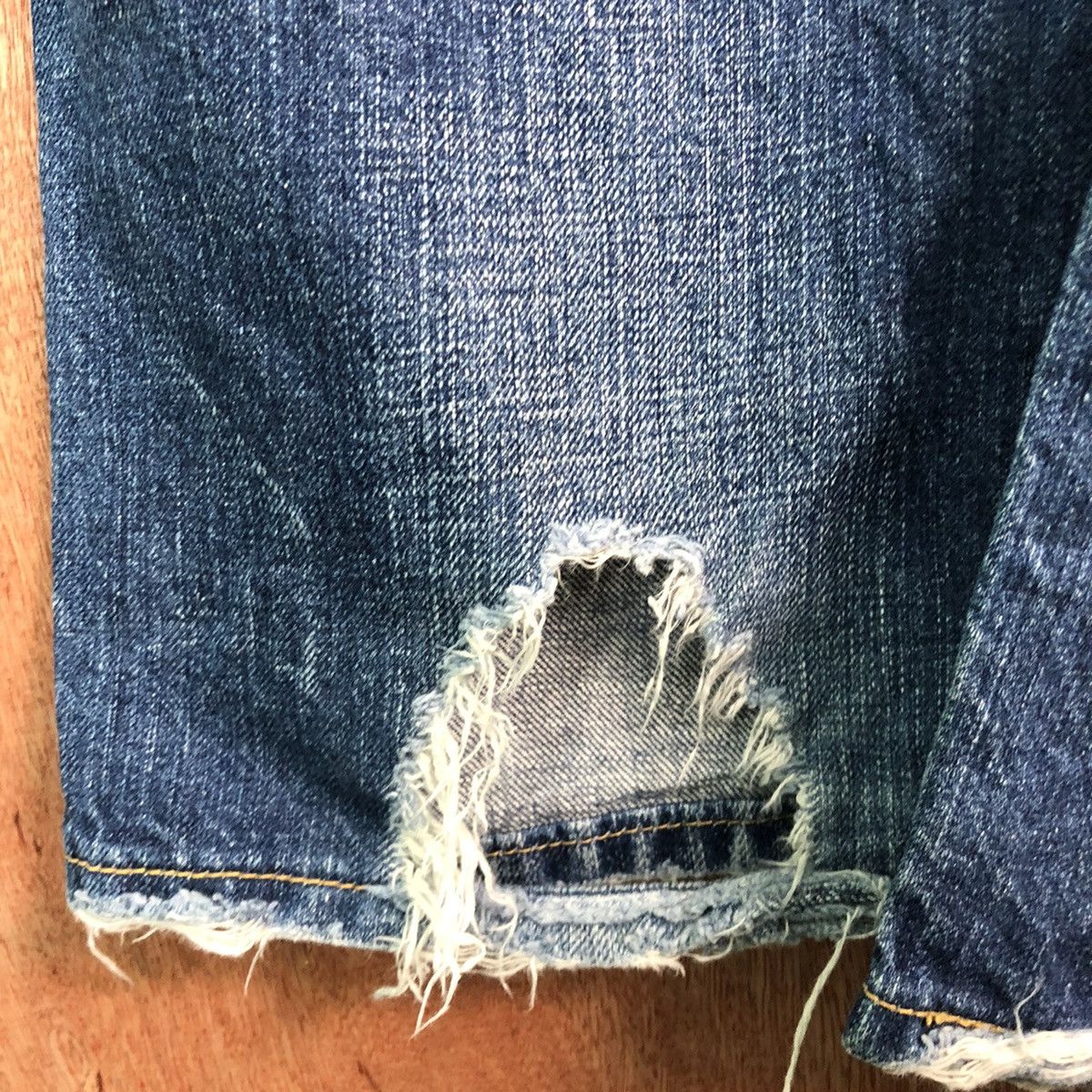 Levi's DLL 501 Levi's vintage Distressed Blue Denim Pants #c144 Size US 31 - 15 Thumbnail