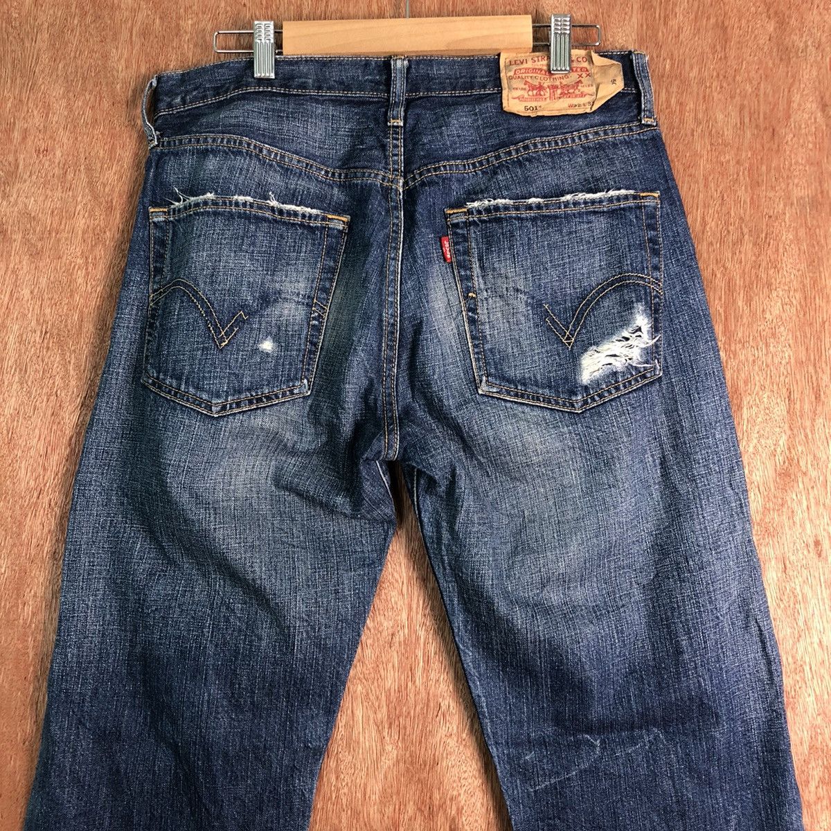 Levi's DLL 501 Levi's vintage Distressed Blue Denim Pants #c144 Size US 31 - 10 Thumbnail