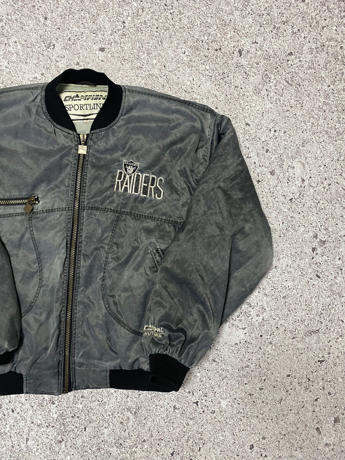 NFL × Vintage 1991 Faded RAIDERS NFL Los Angeles Embroidered Logo Bomber Size US XL / EU 56 / 4 - 4 Thumbnail